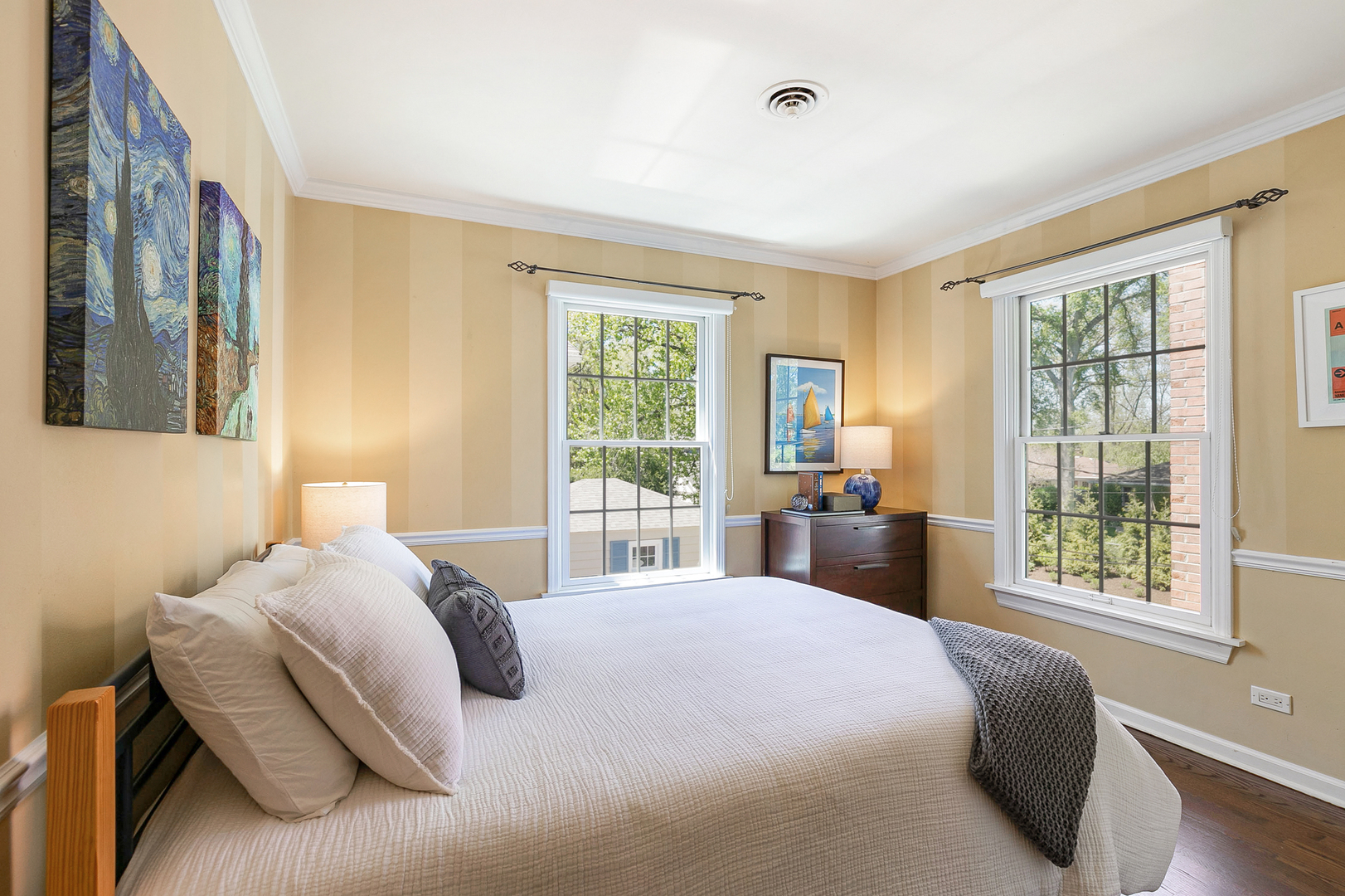 348 E Woodland Road