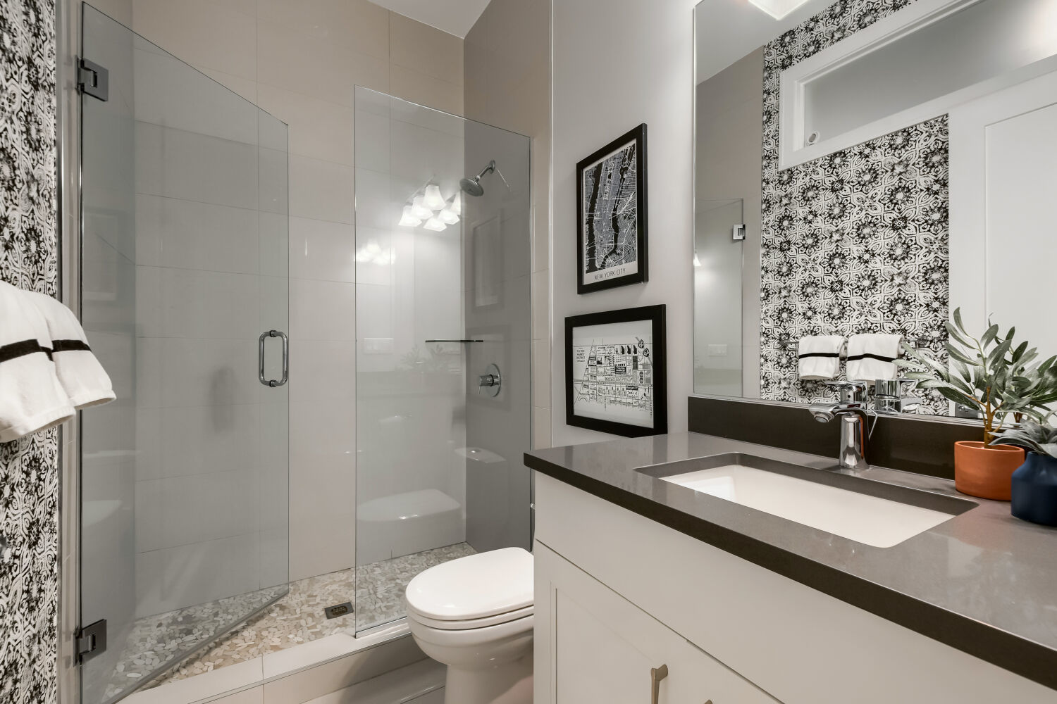 3737 N Damen Avenue Unit: 1
