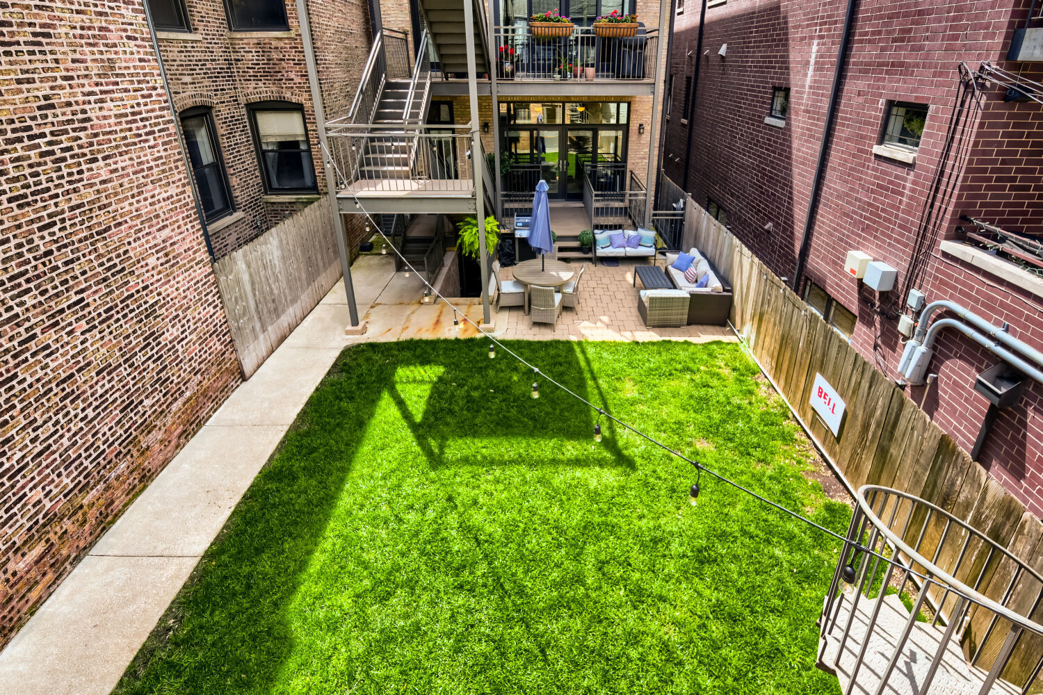 3737 N Damen Avenue Unit: 1