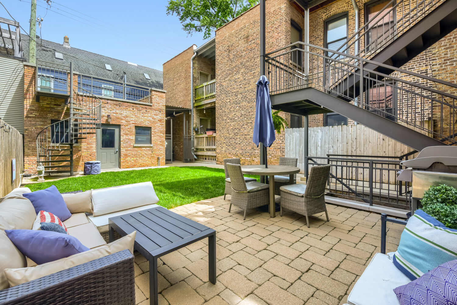 3737 N Damen Avenue Unit: 1