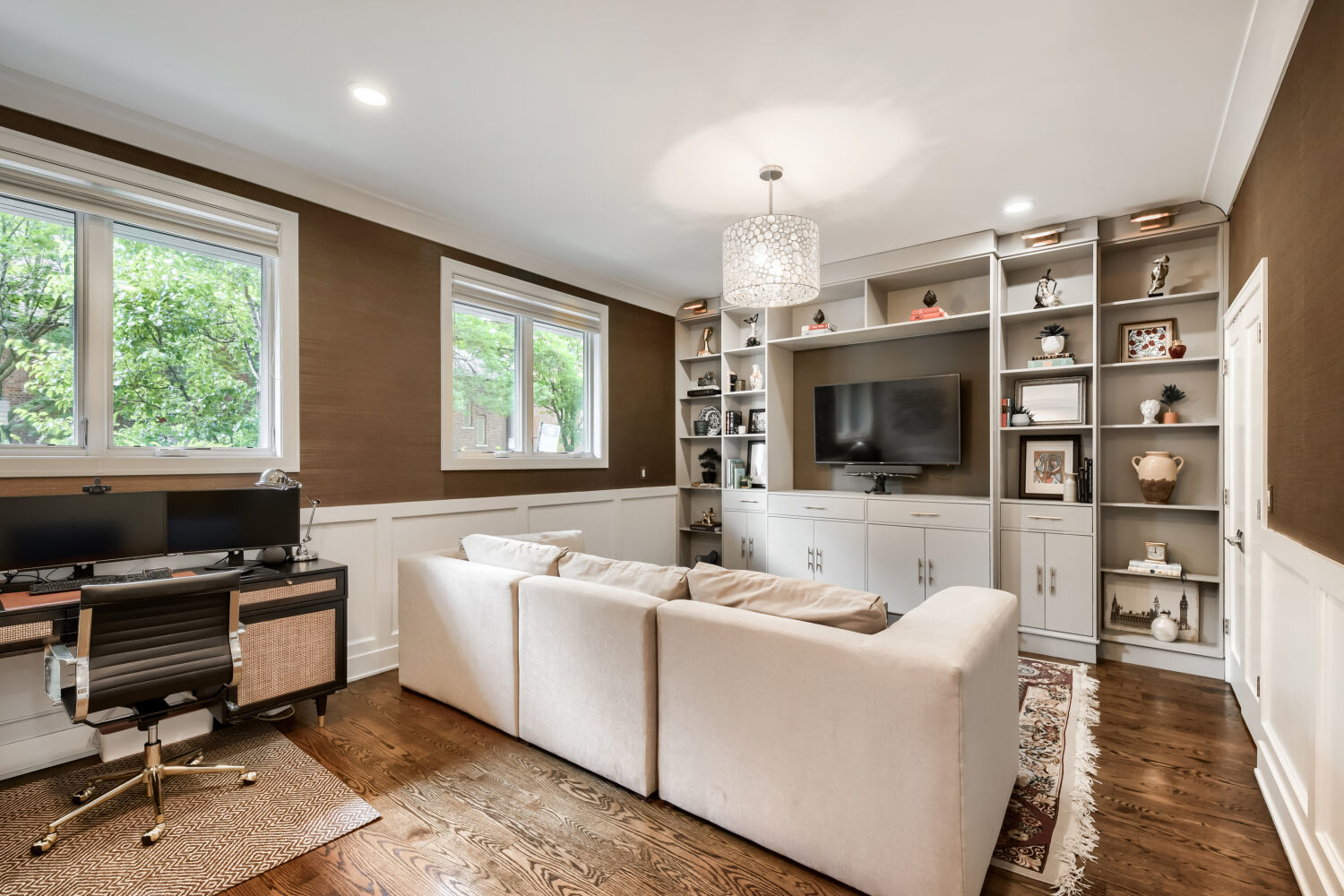 3737 N Damen Avenue Unit: 1