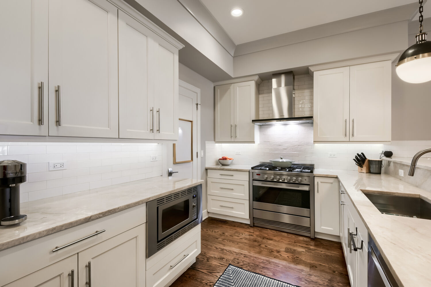 3737 N Damen Avenue Unit: 1