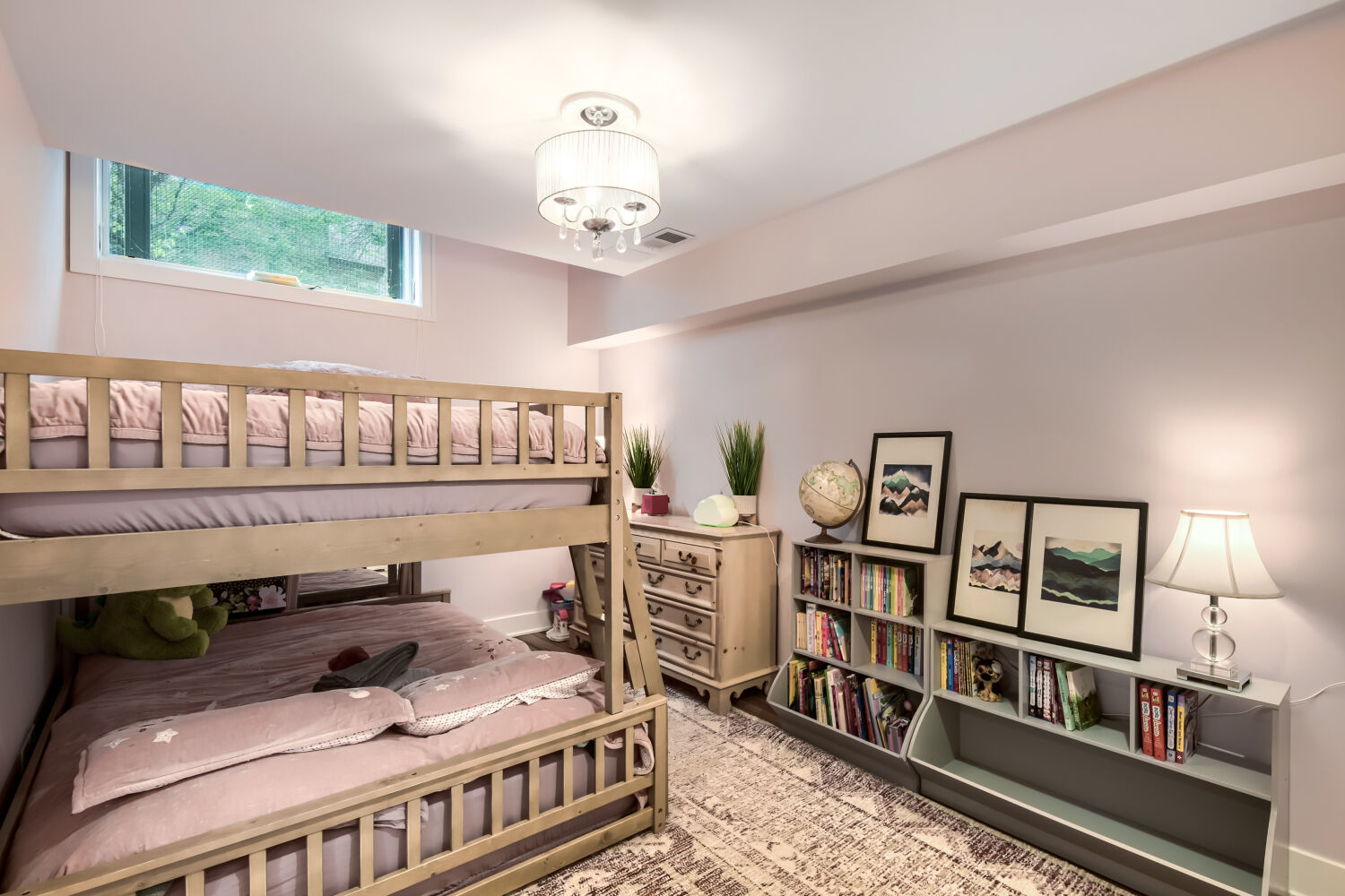 3737 N Damen Avenue Unit: 1