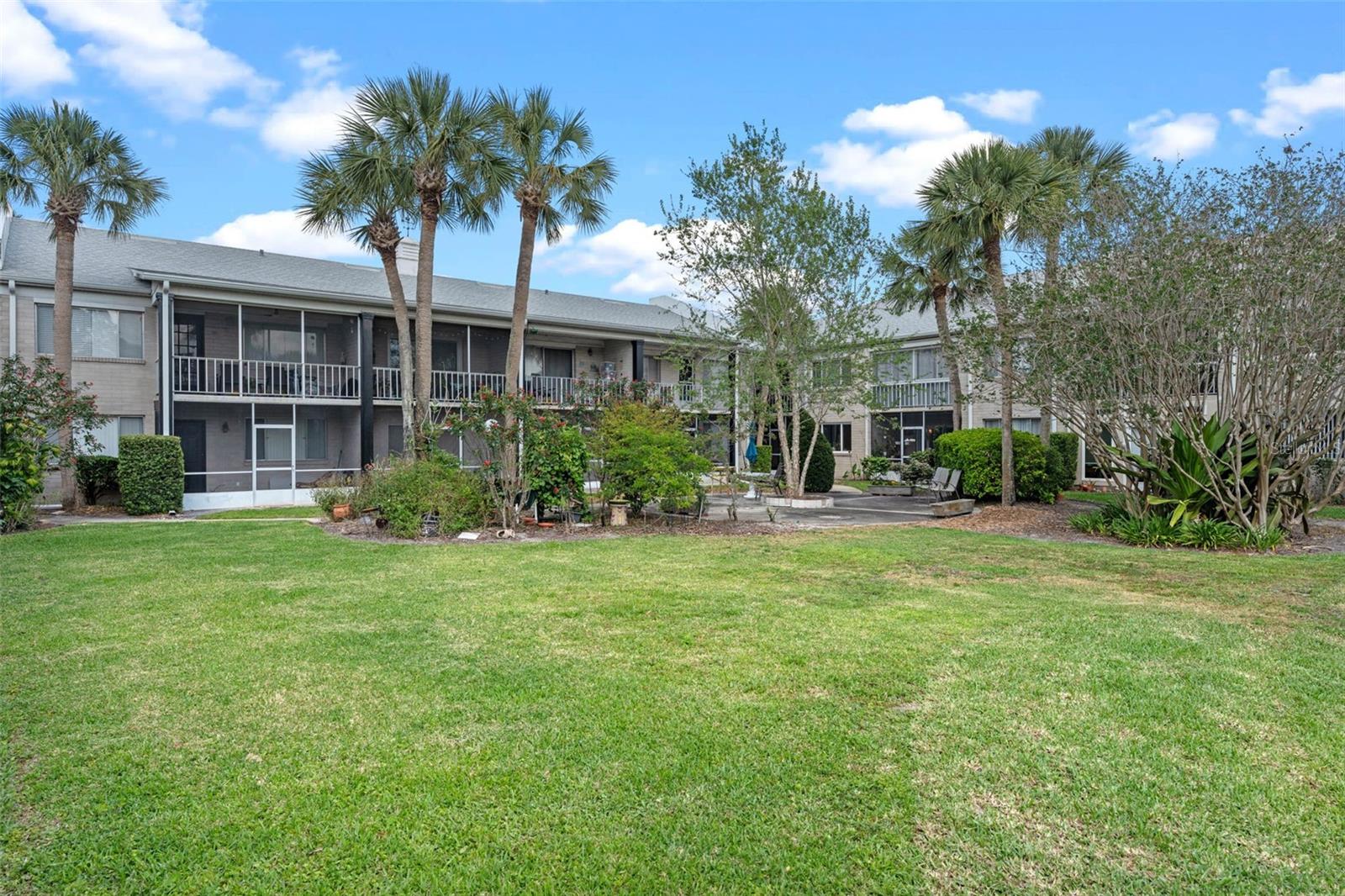 1250 S DENNING DR #111