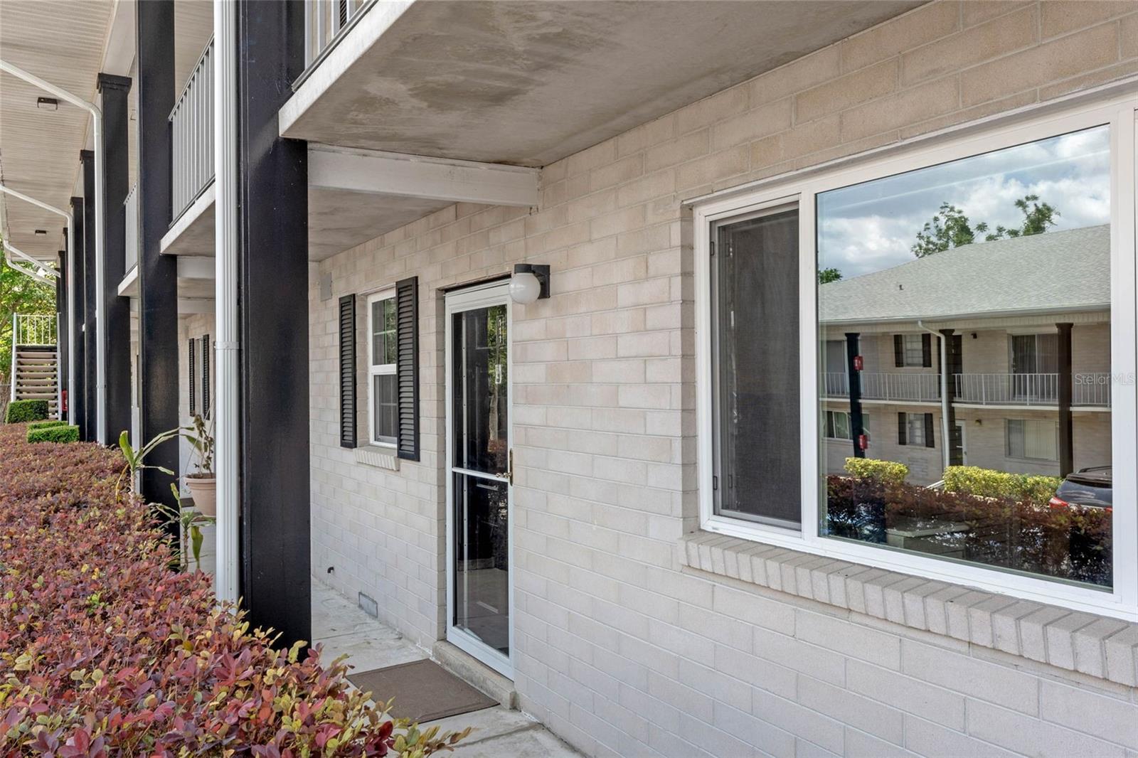 1250 S DENNING DR #111