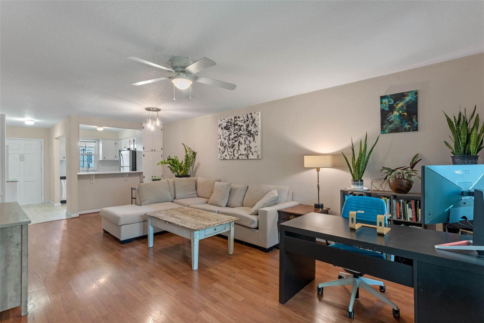 1250 S DENNING DR #111