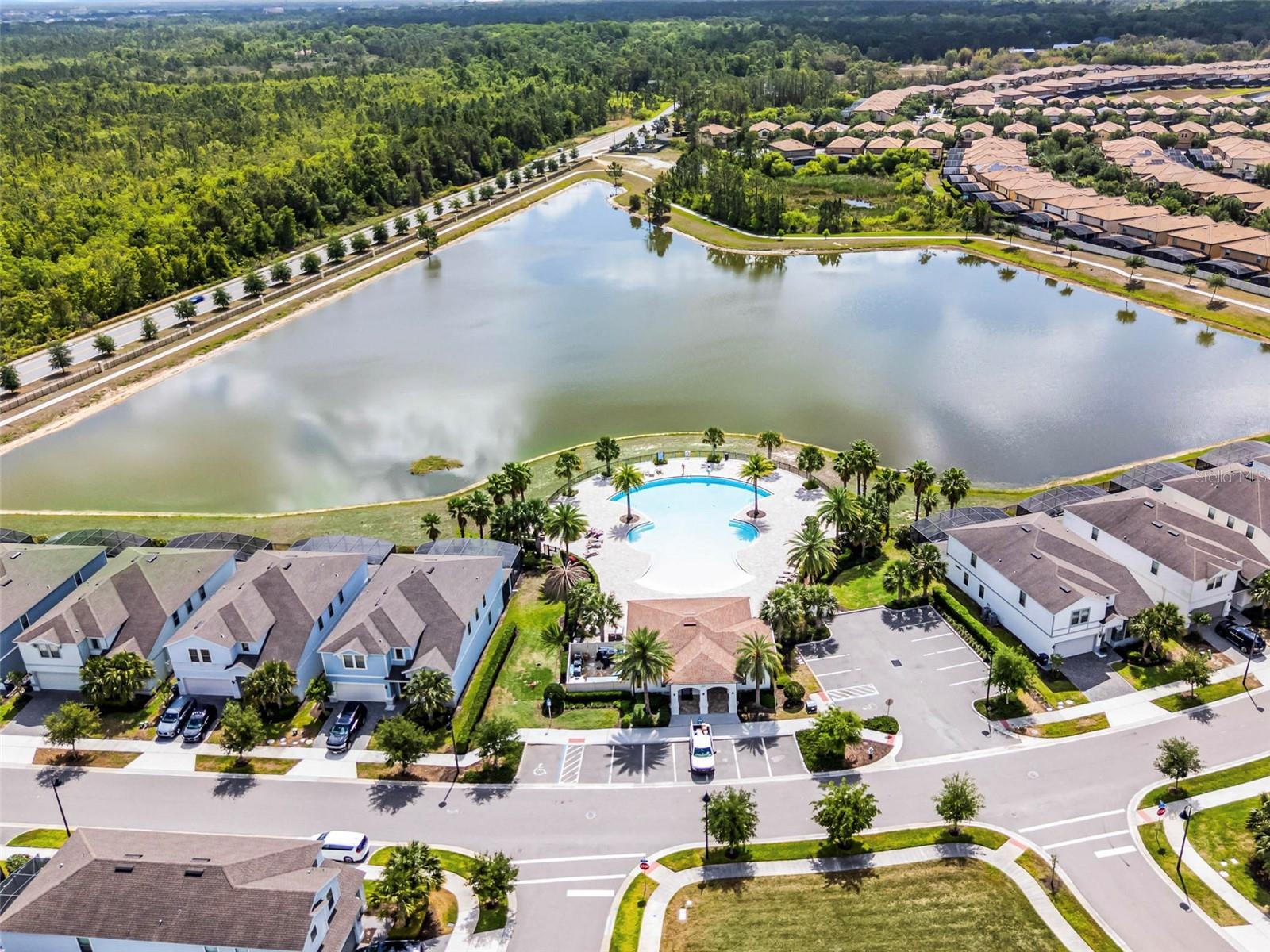 2432 TANGIER DR
