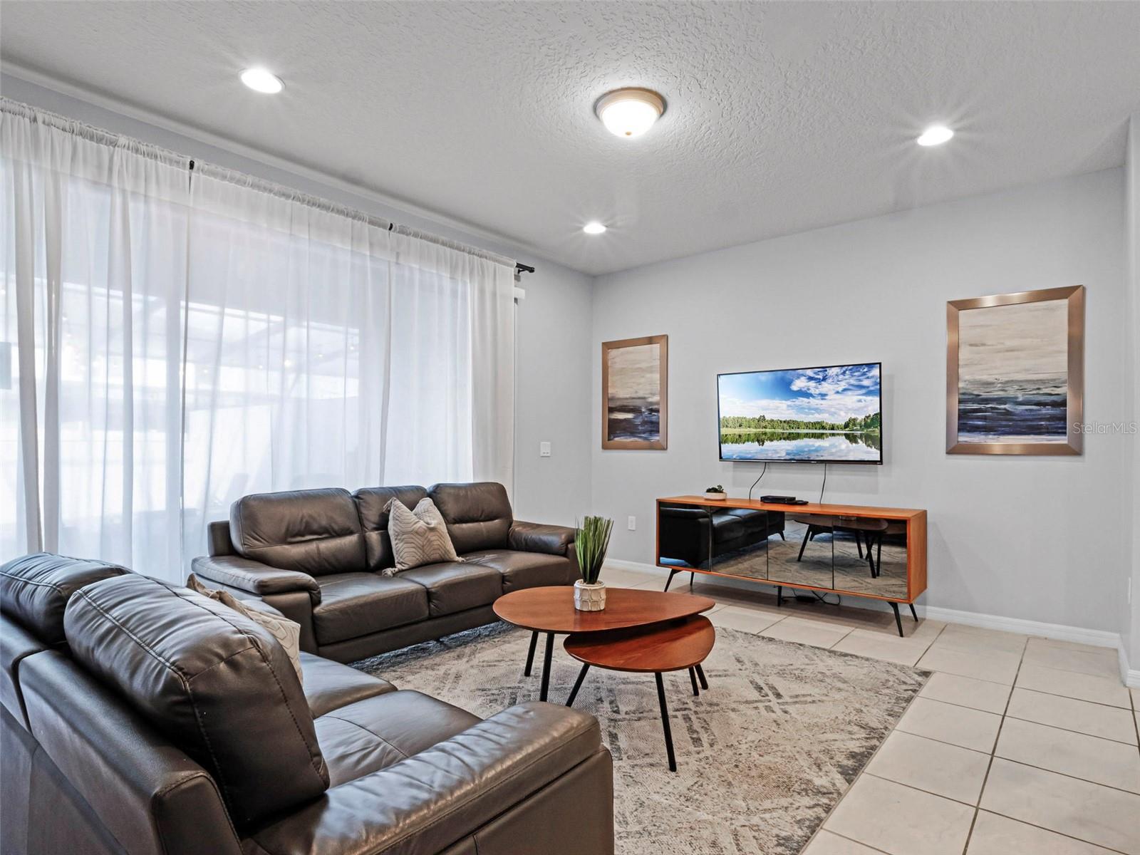 2432 TANGIER DR