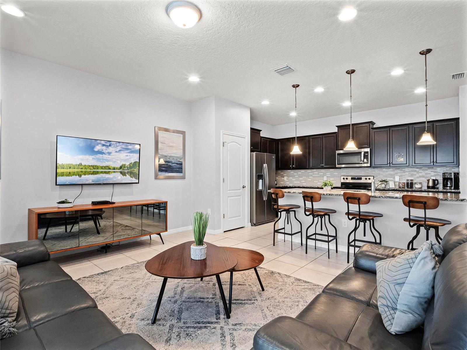2432 TANGIER DR