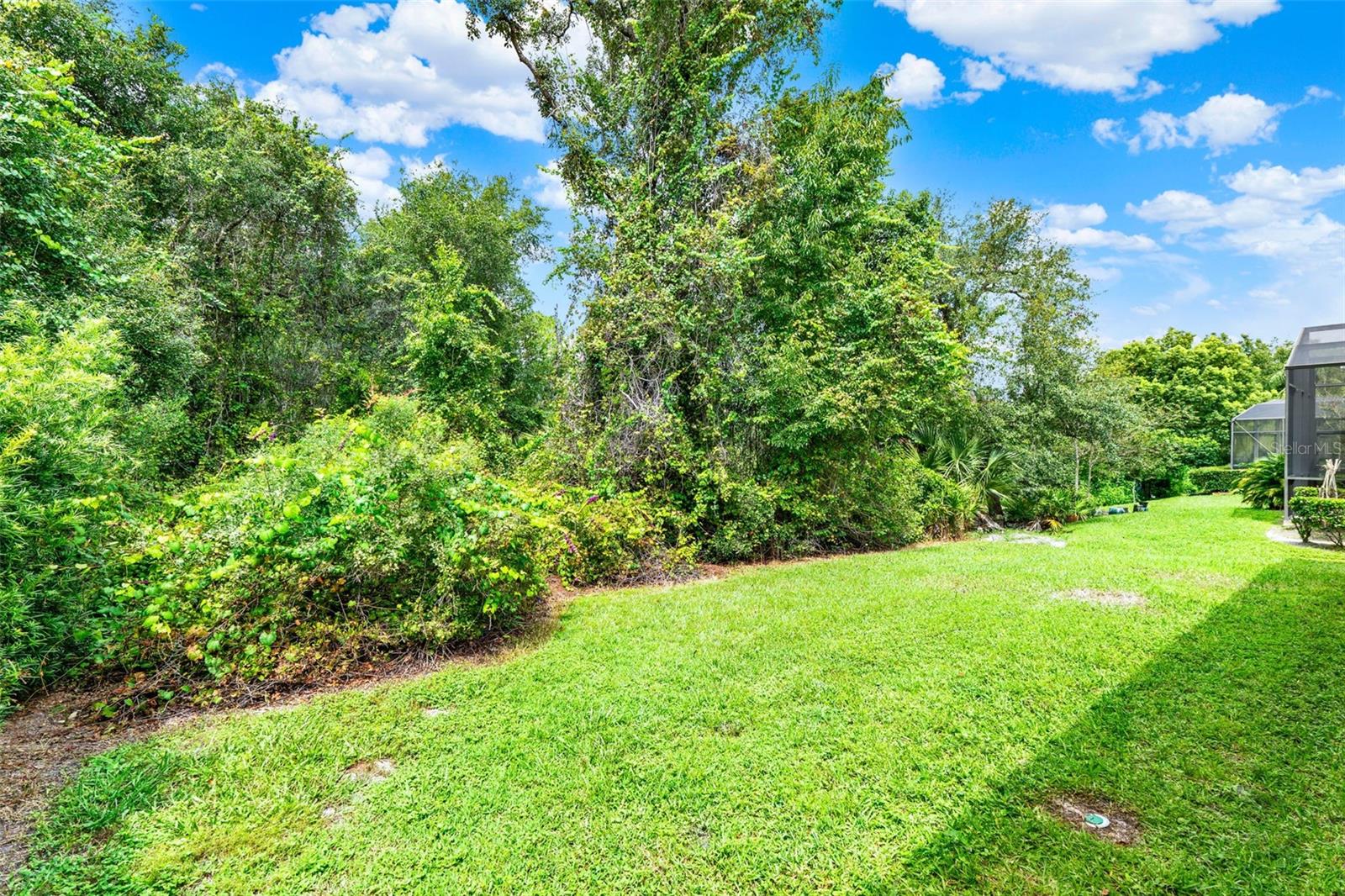 1757 CHERRY RIDGE DR