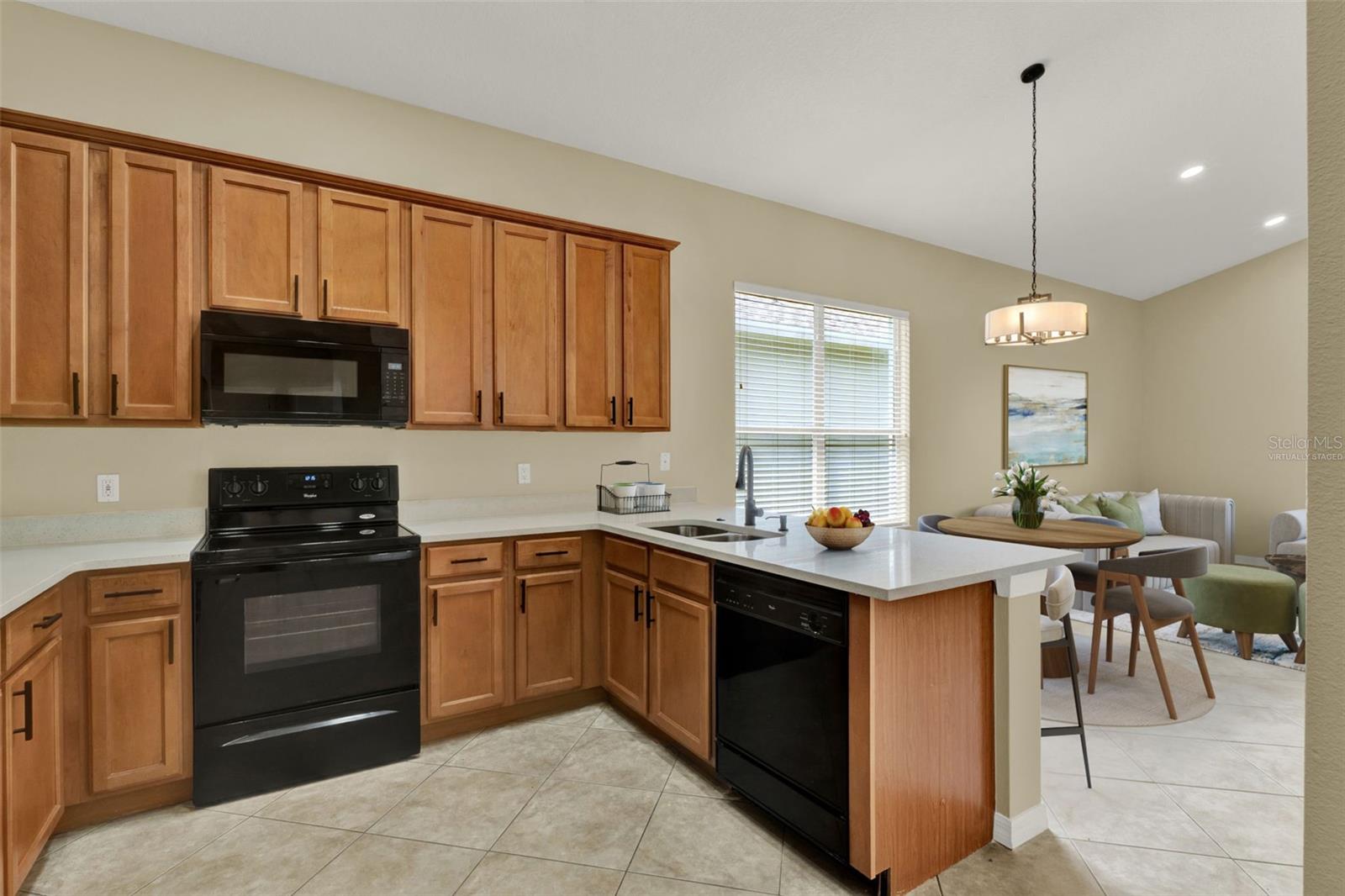 1757 CHERRY RIDGE DR