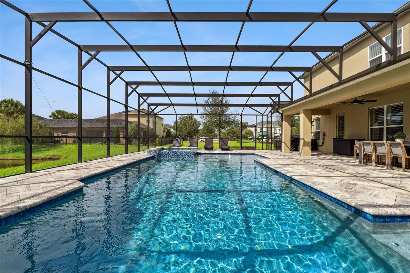 1207 FIELDSTONE CIR