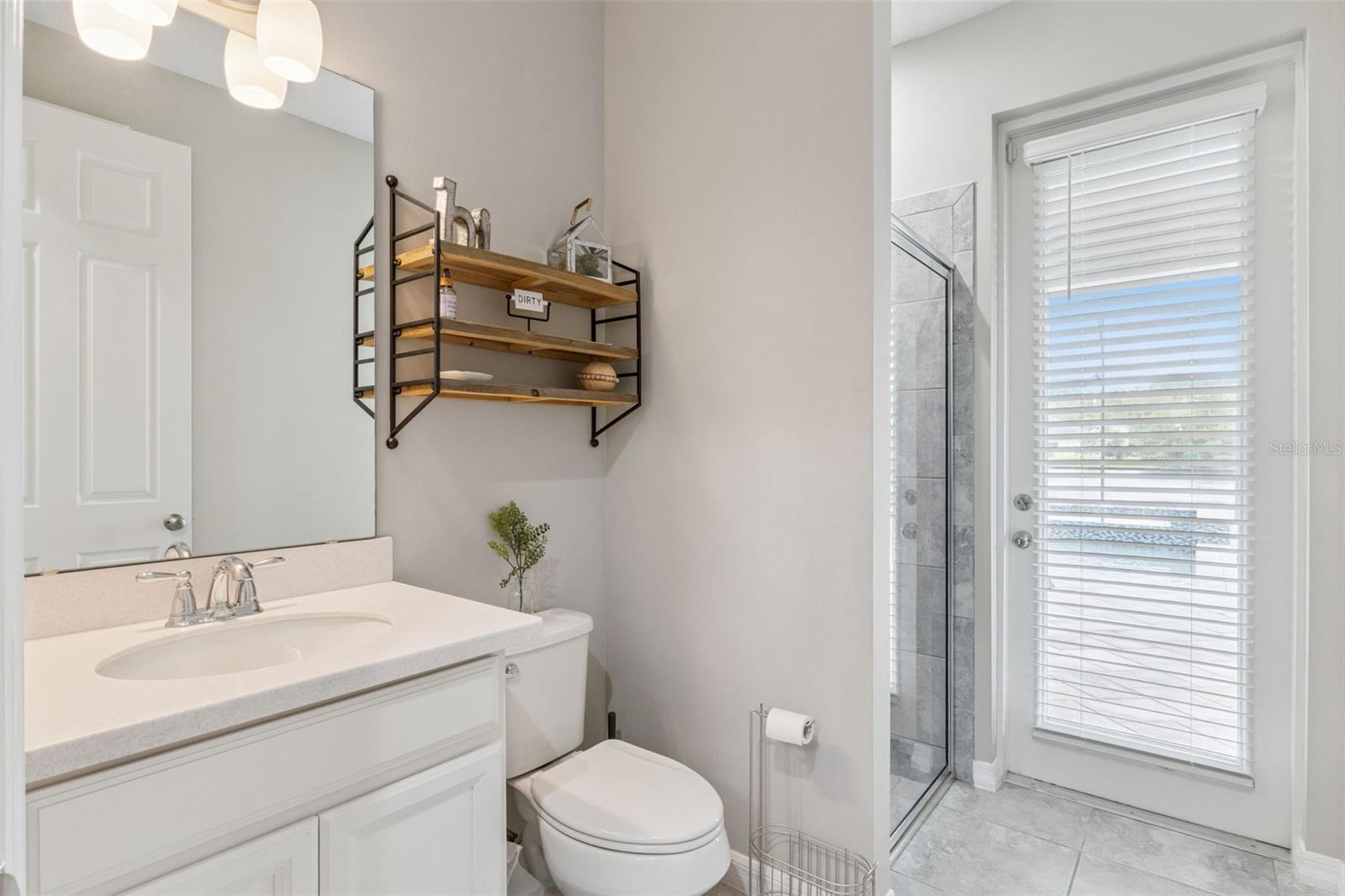 1207 FIELDSTONE CIR
