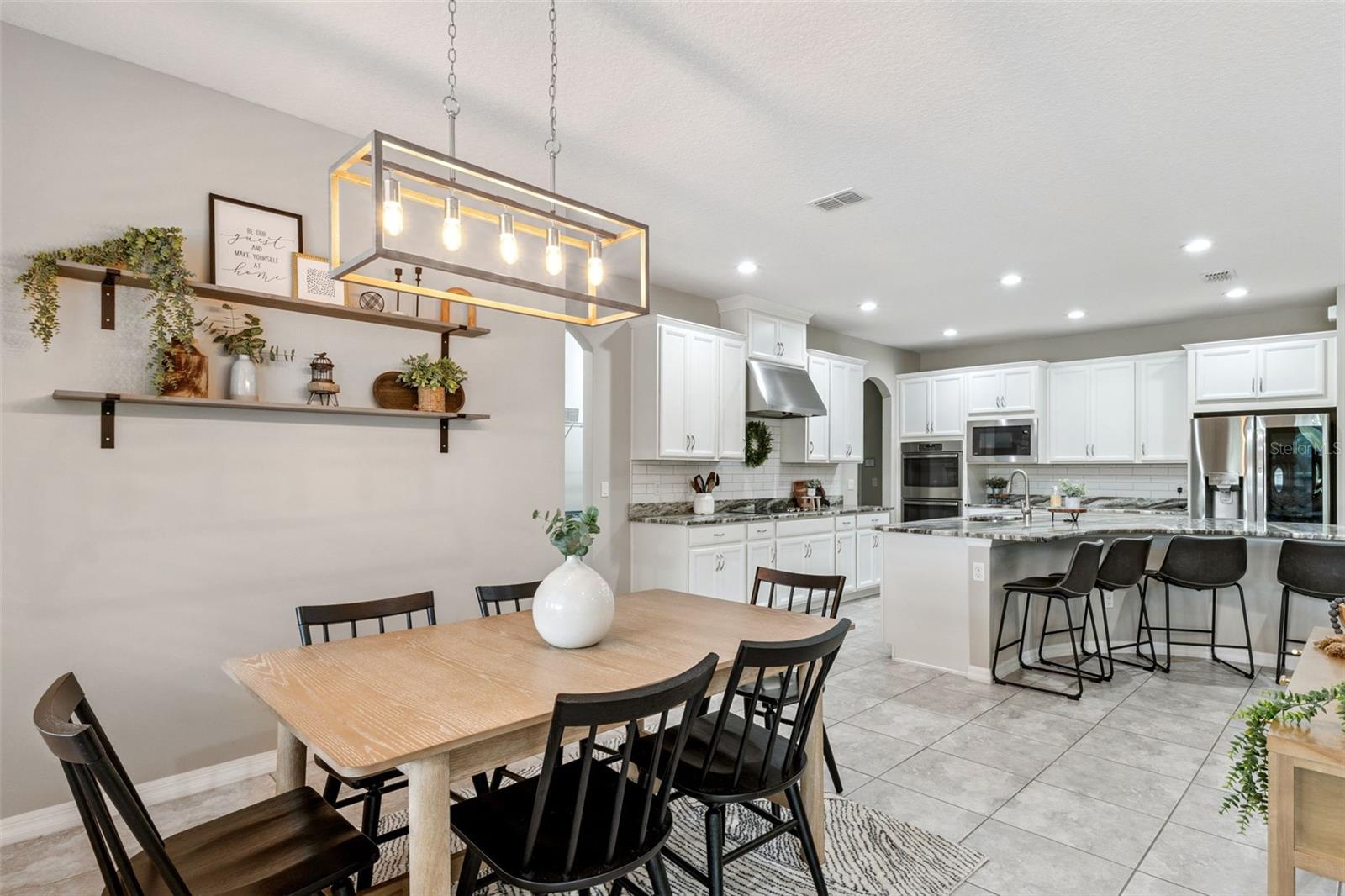 1207 FIELDSTONE CIR