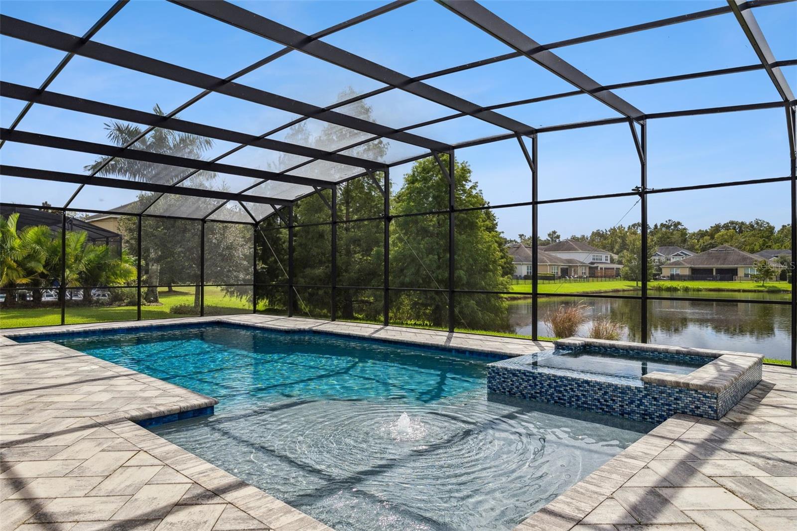 1207 FIELDSTONE CIR