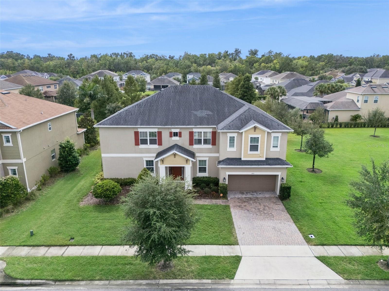 1207 FIELDSTONE CIR