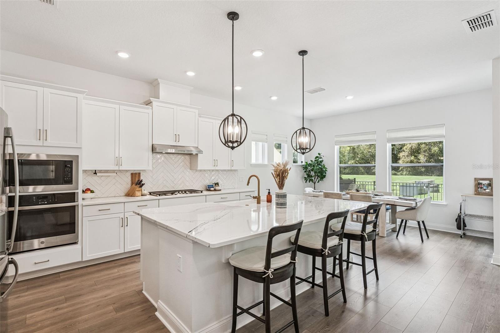 534 WISHBONE LN