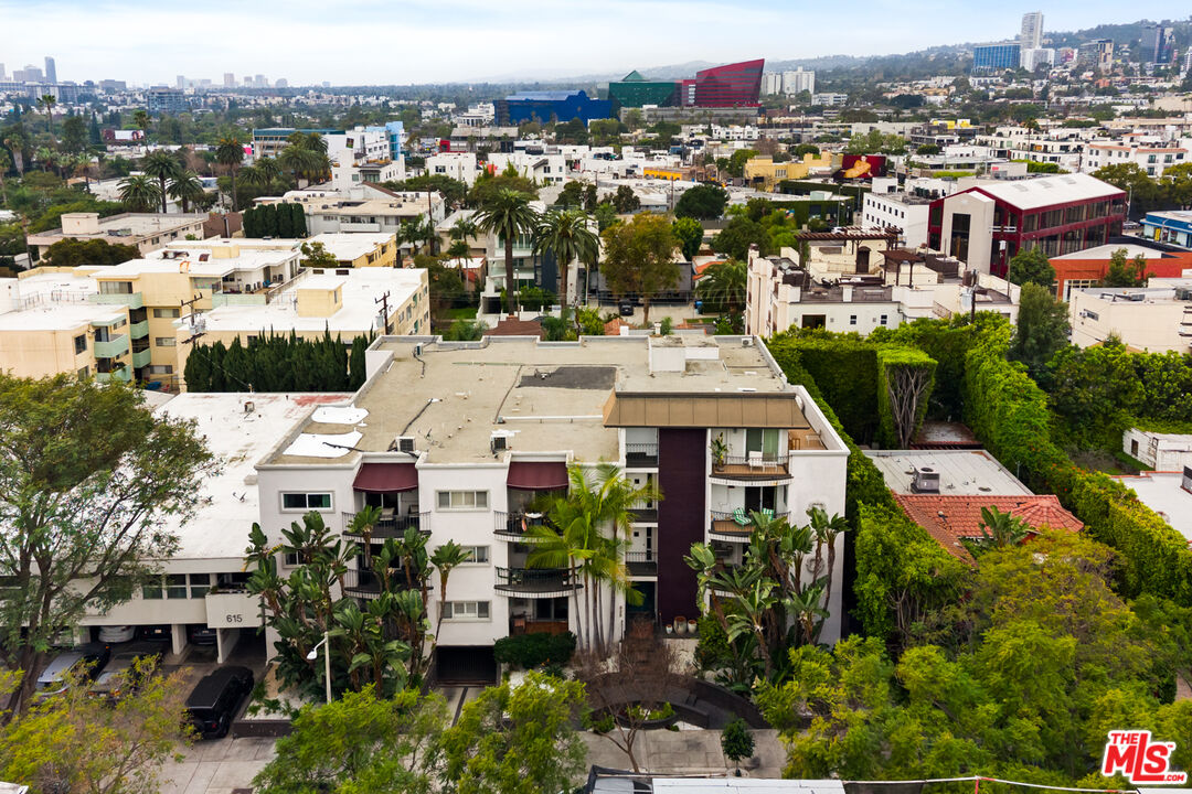 625 N Flores St Unit: 307