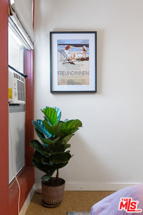 625 N Flores St Unit: 307