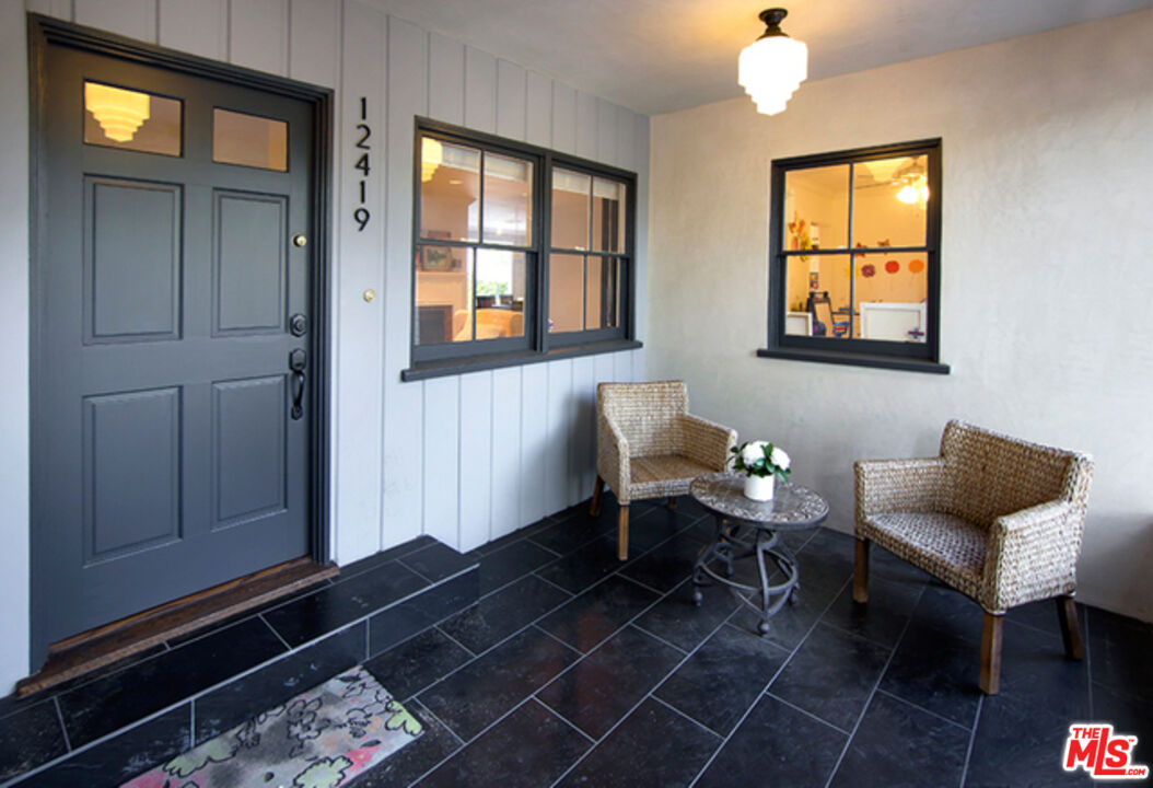12419 Sarah St