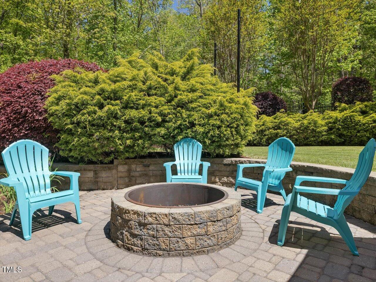 6824 Wood Forest Drive