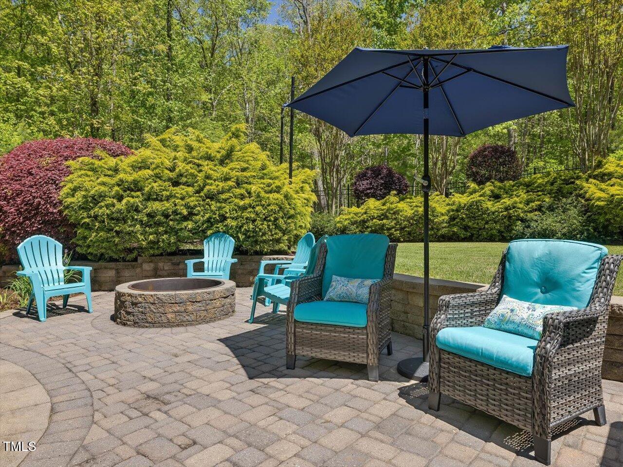 6824 Wood Forest Drive