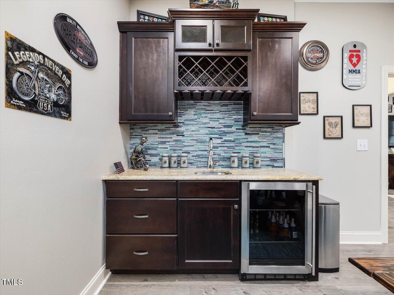 6824 Wood Forest Drive