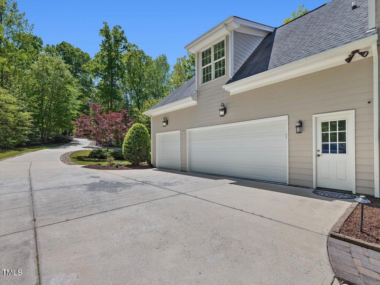 6824 Wood Forest Drive