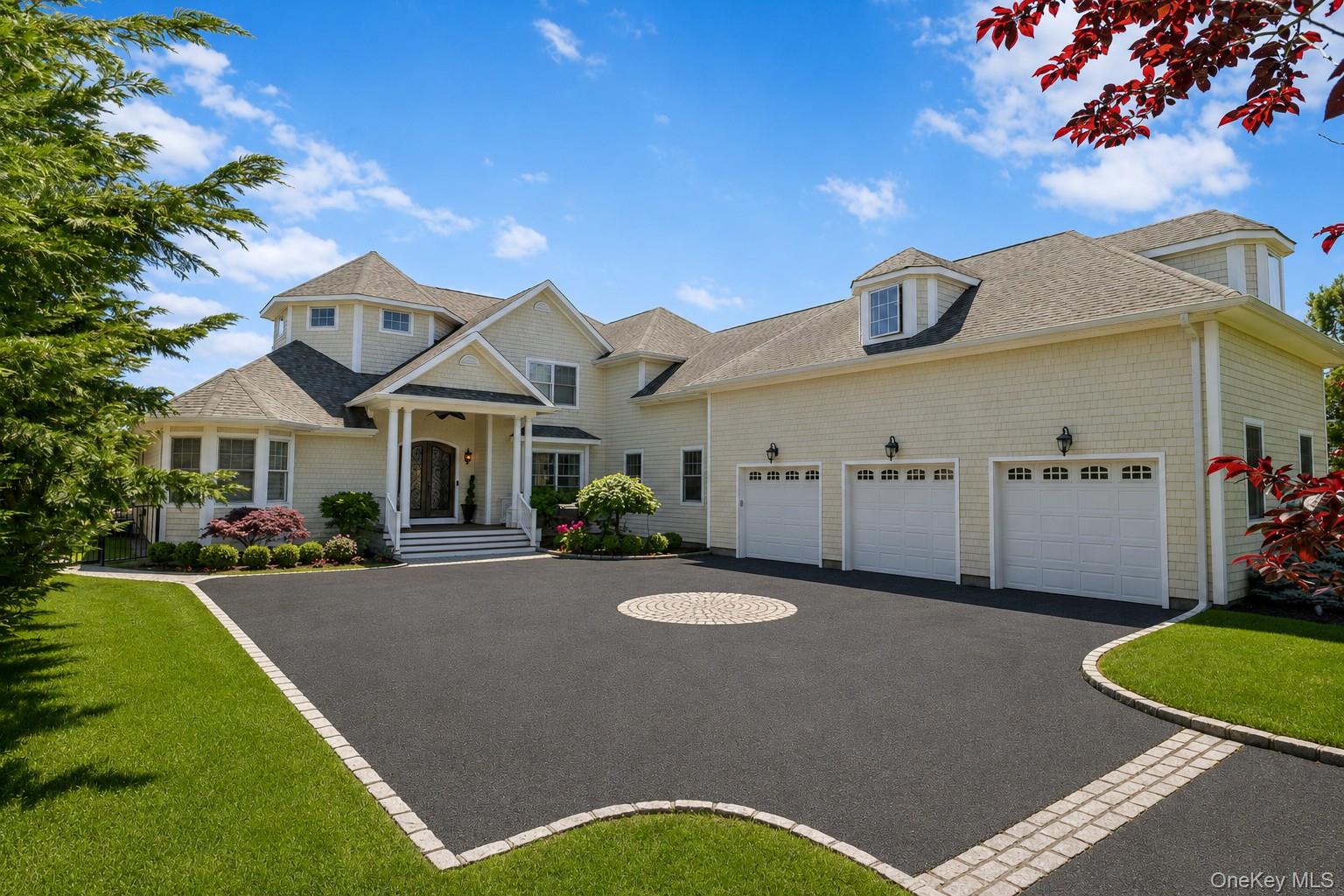 65 W Bayberry Road