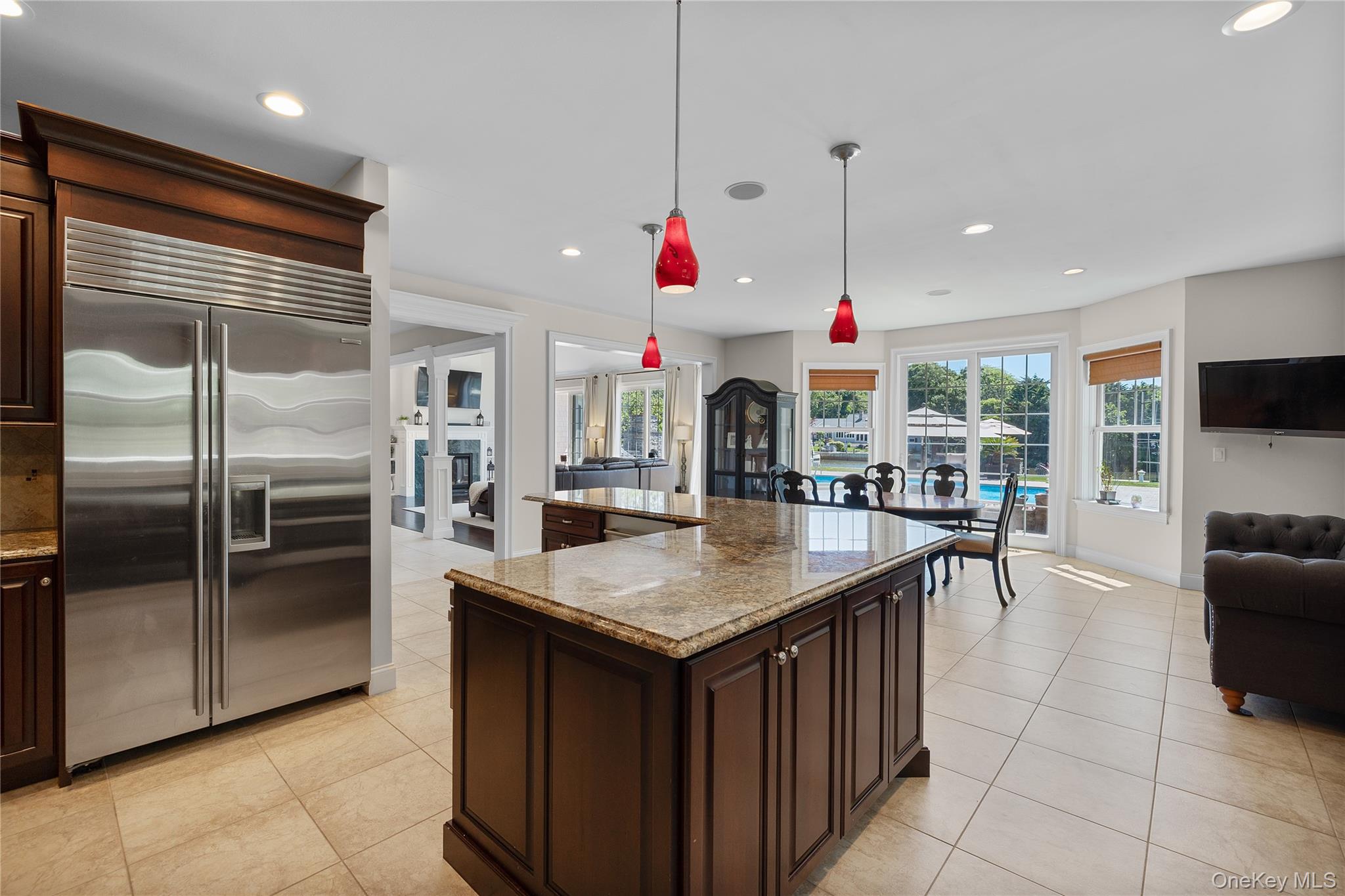65 W Bayberry Road