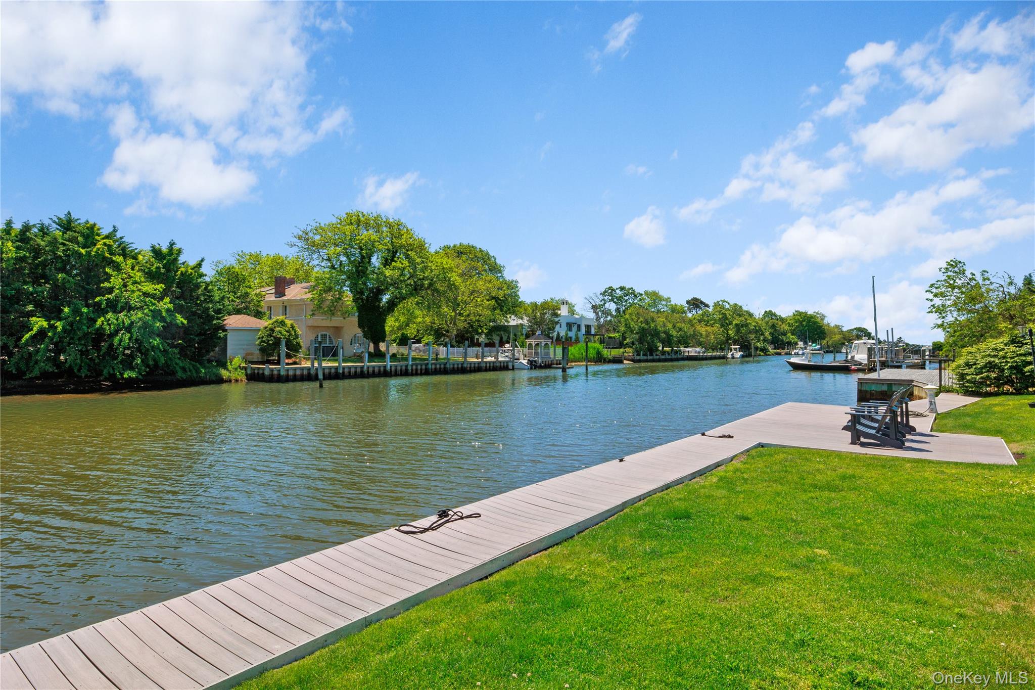 65 W Bayberry Road
