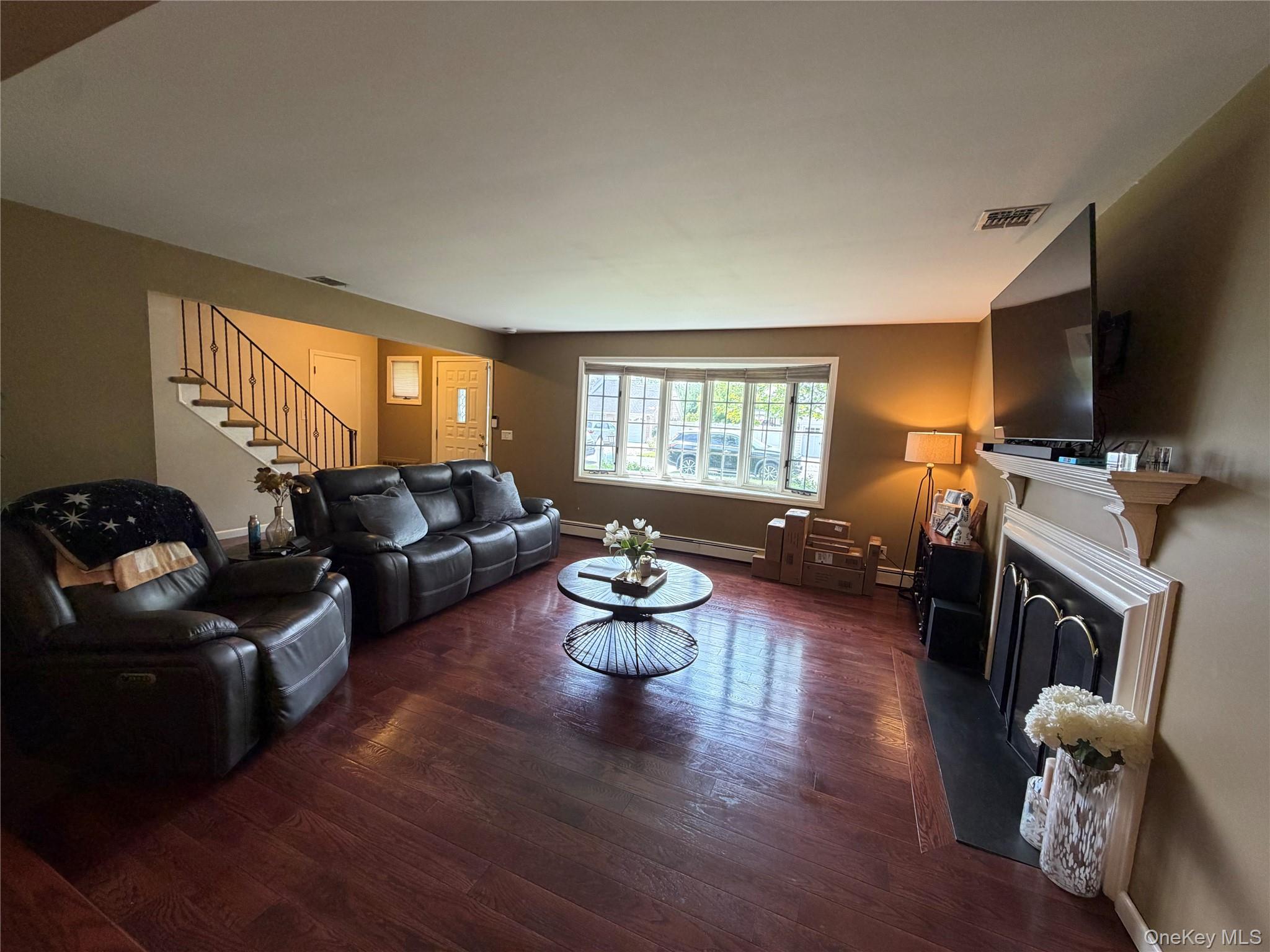 3 Deeringwood Lane
