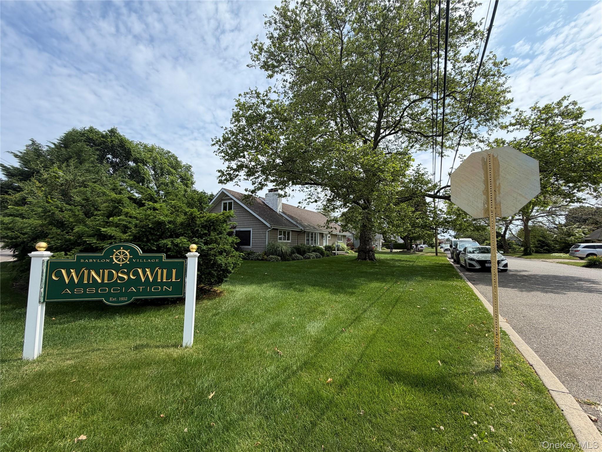 3 Deeringwood Lane