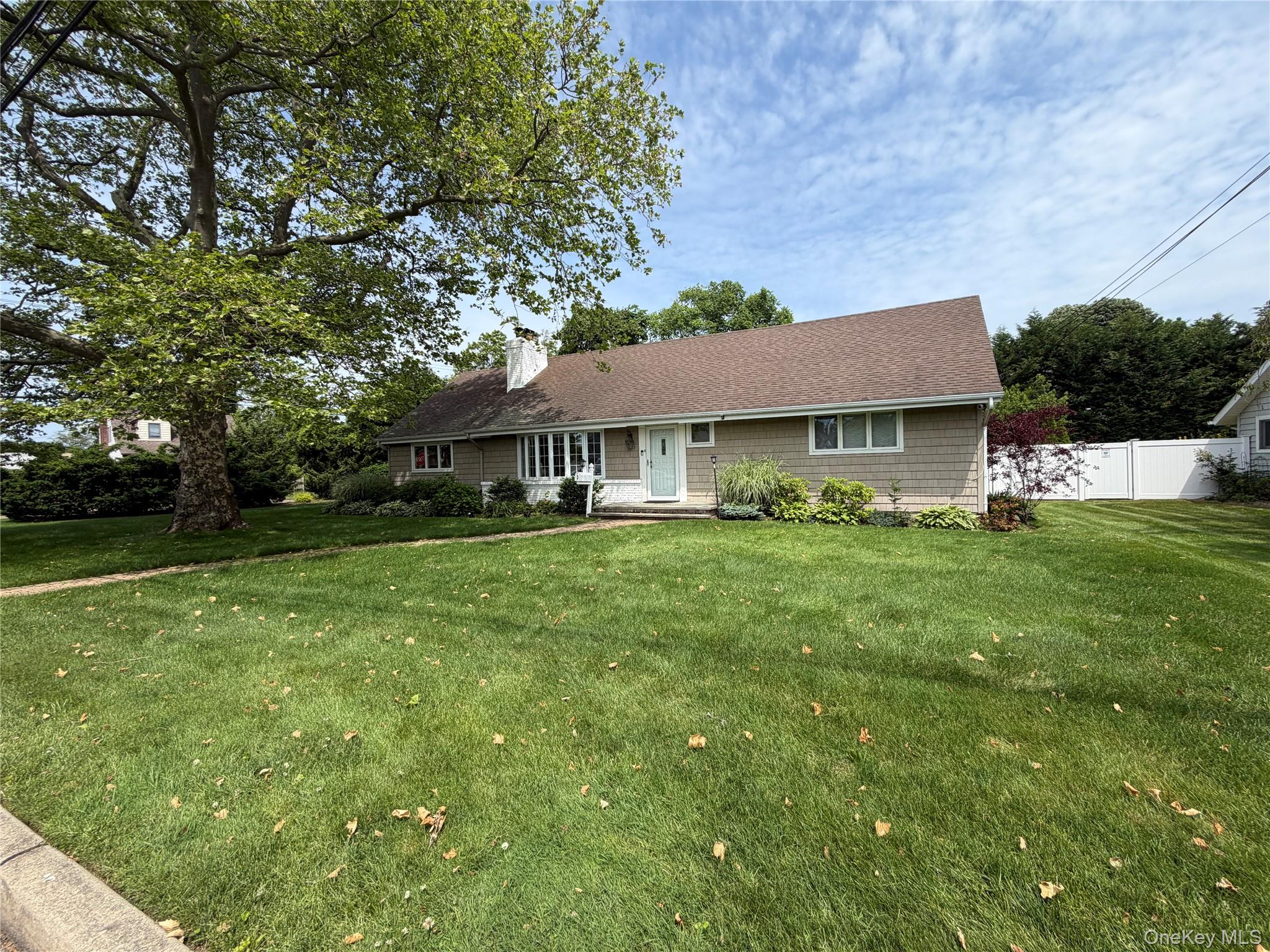 3 Deeringwood Lane