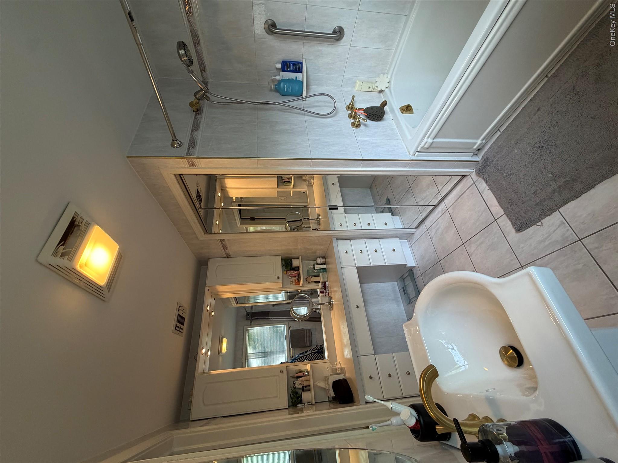 3 Deeringwood Lane