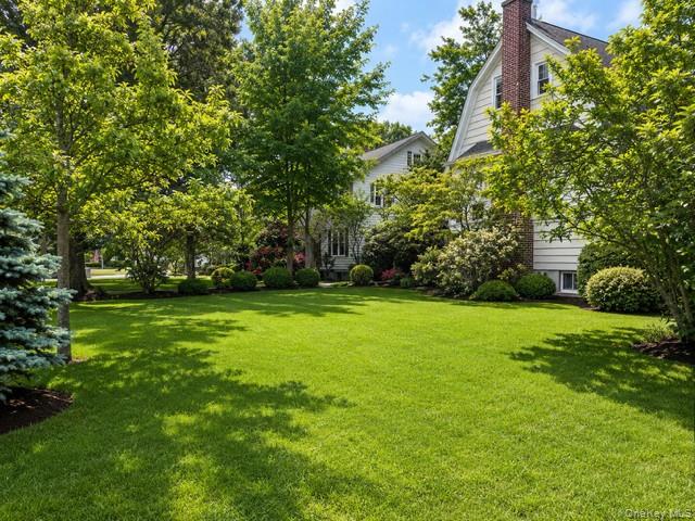 1 S Lakeview Avenue