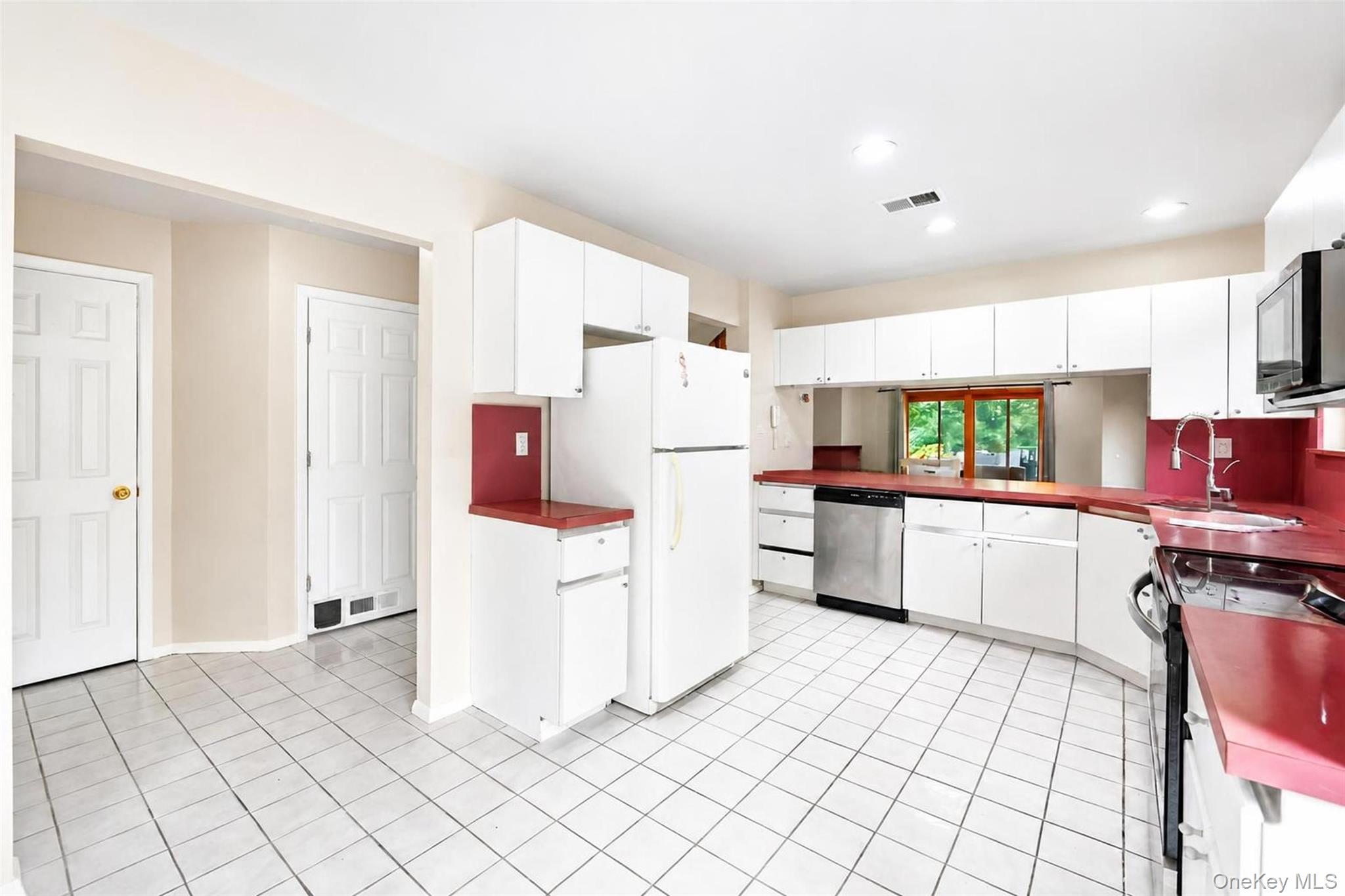127 Beecher Avenue Extension