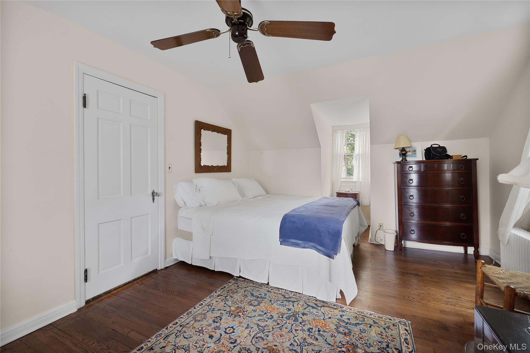 279 Great River Road