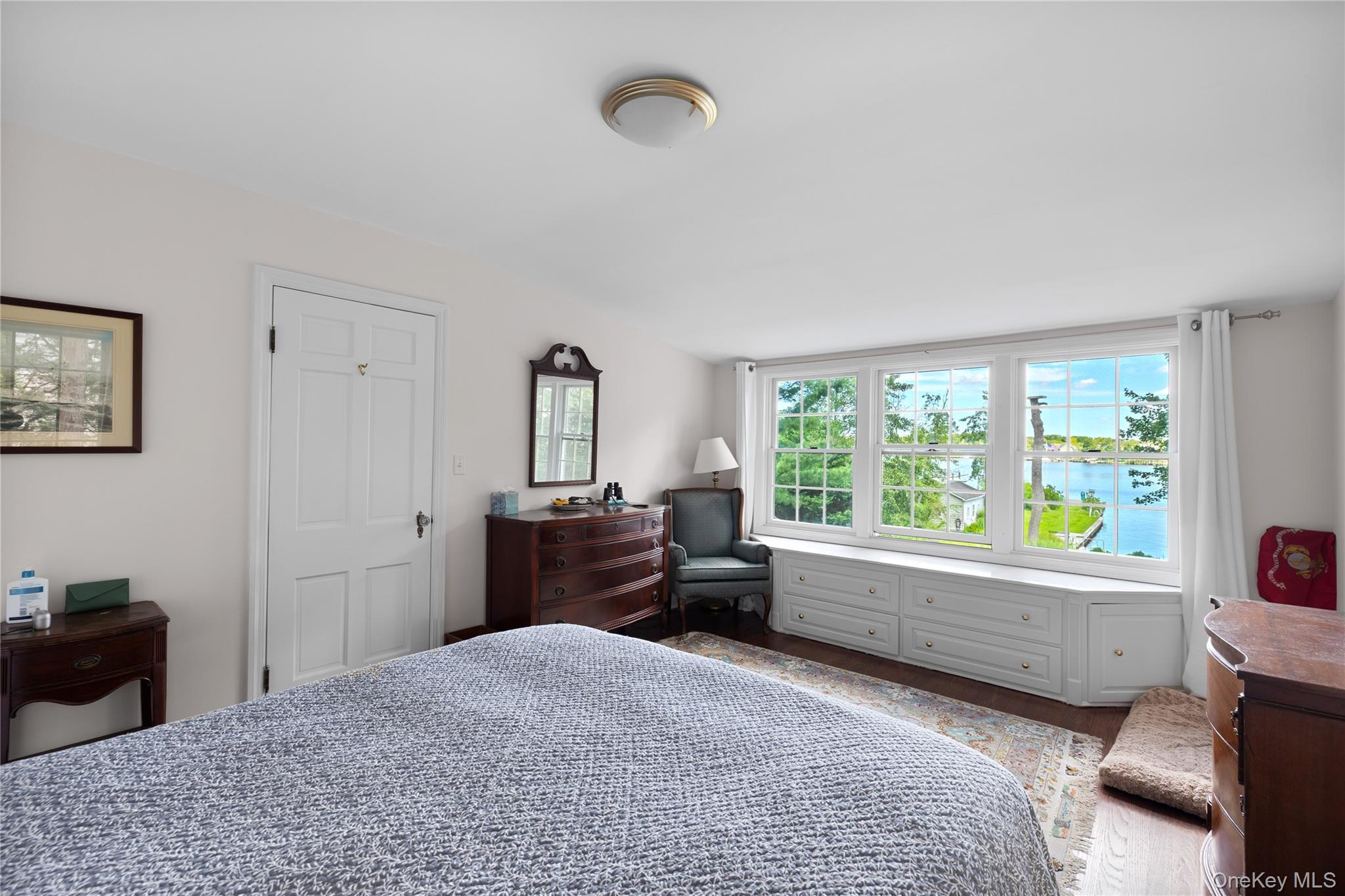 279 Great River Road