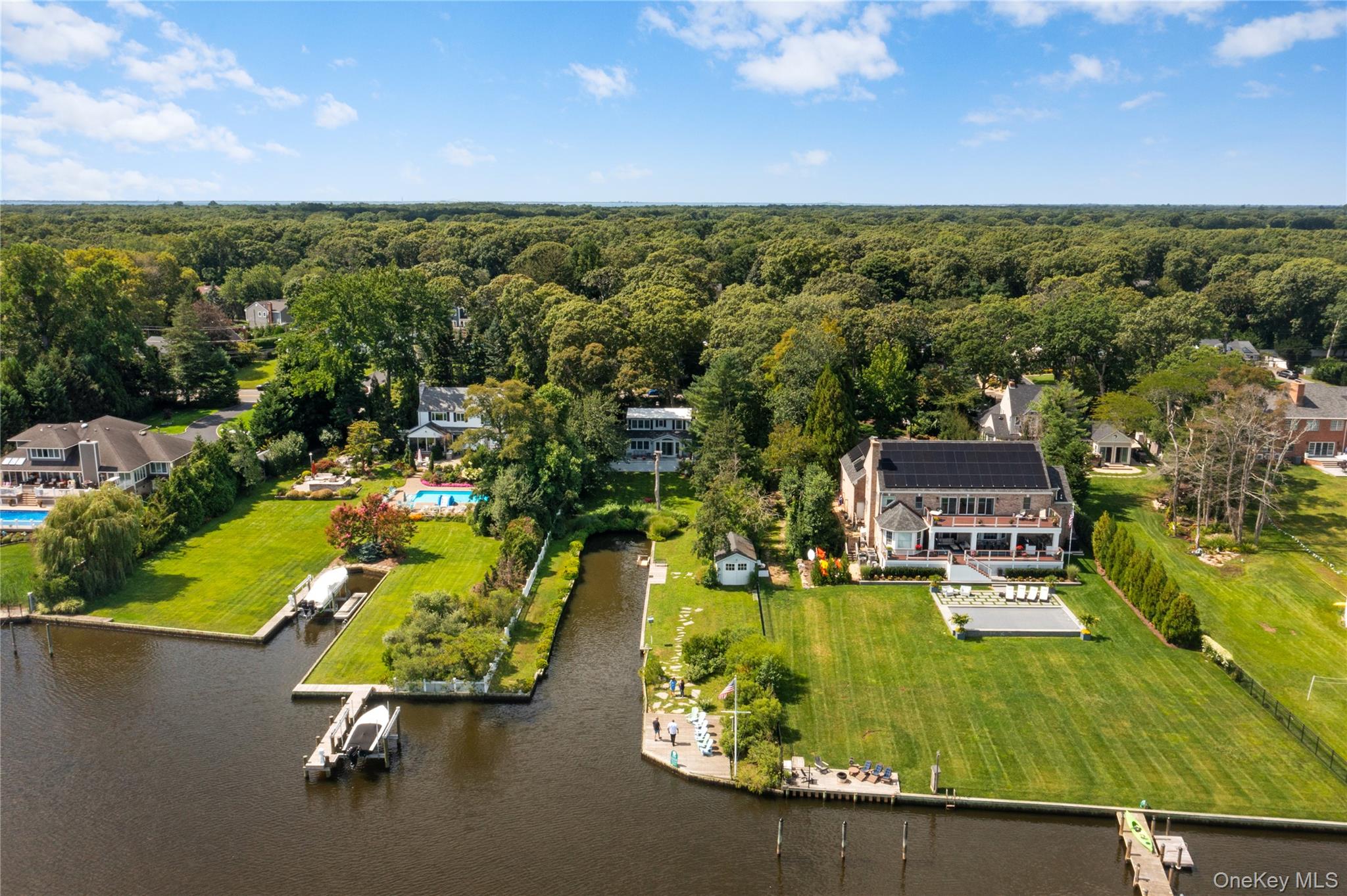 279 Great River Road