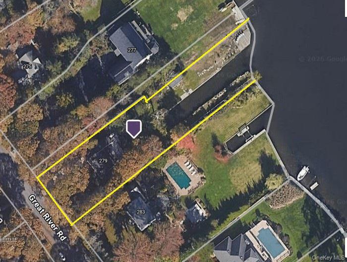 279 Great River Road