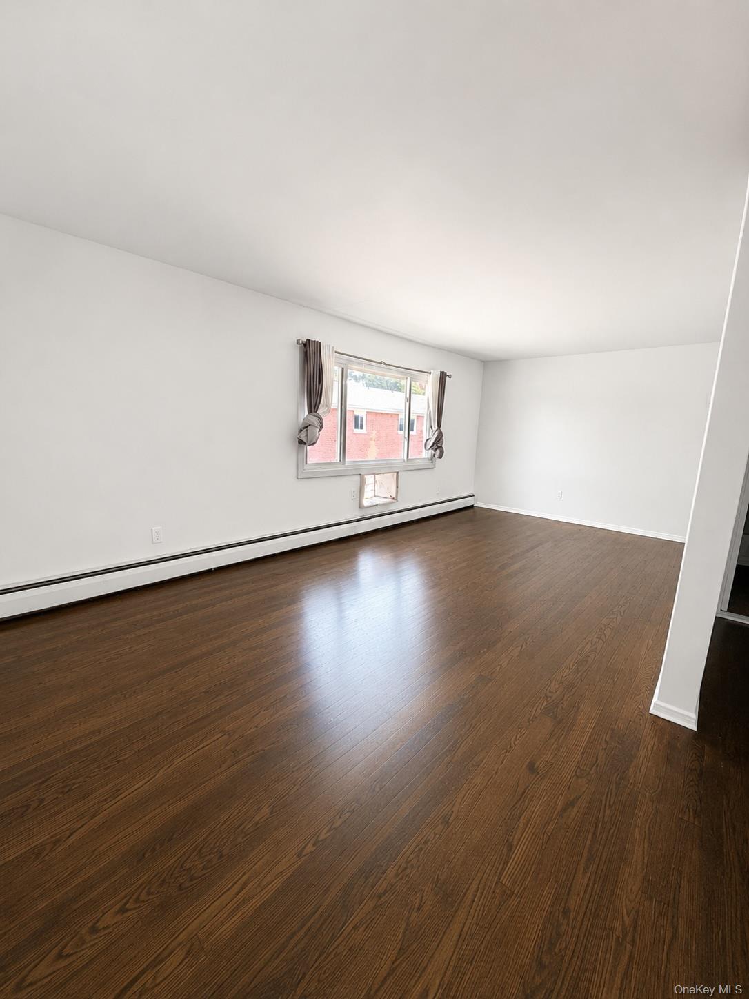 633 Wellwood Avenue Unit: A3