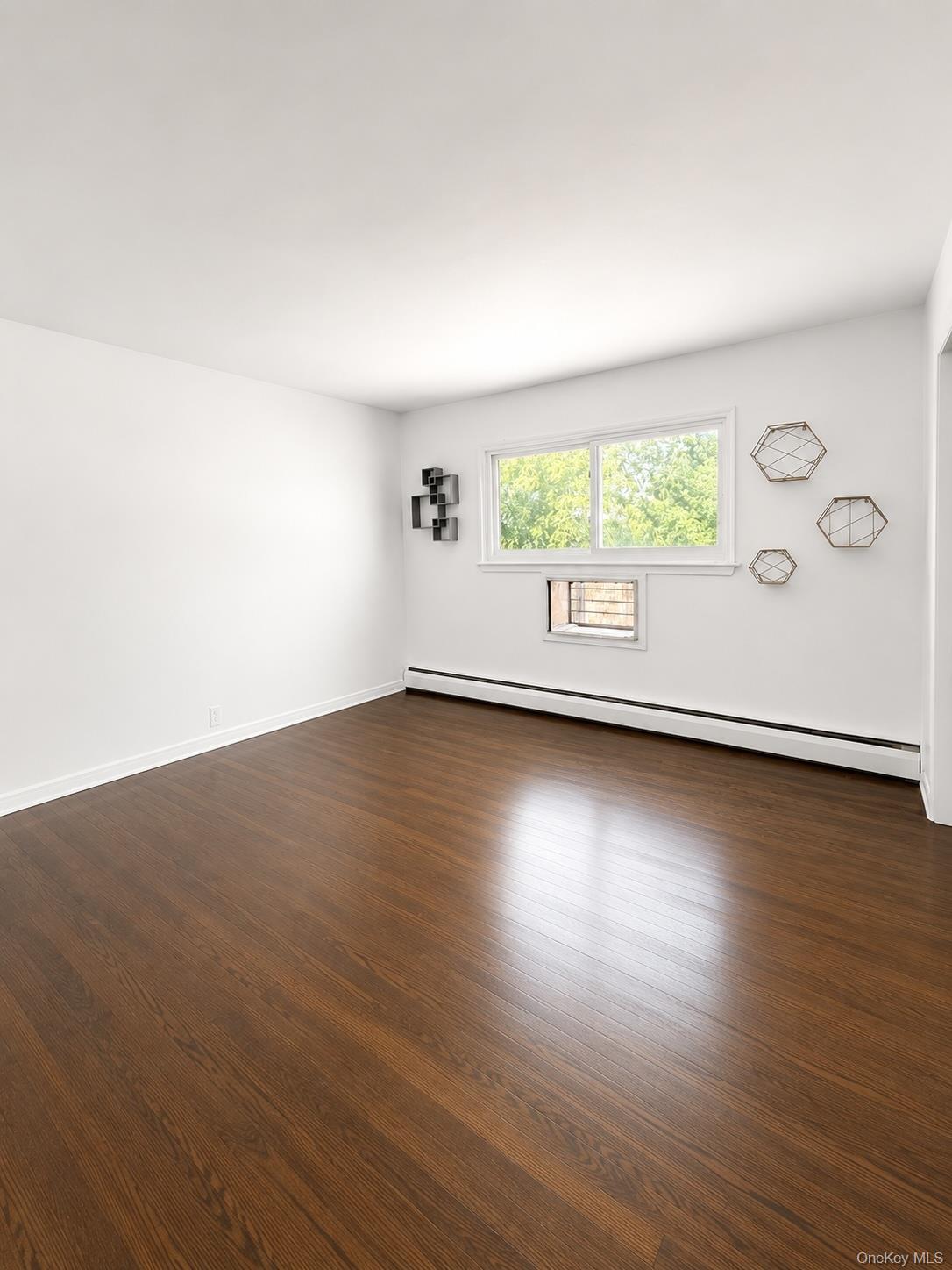 633 Wellwood Avenue Unit: A3