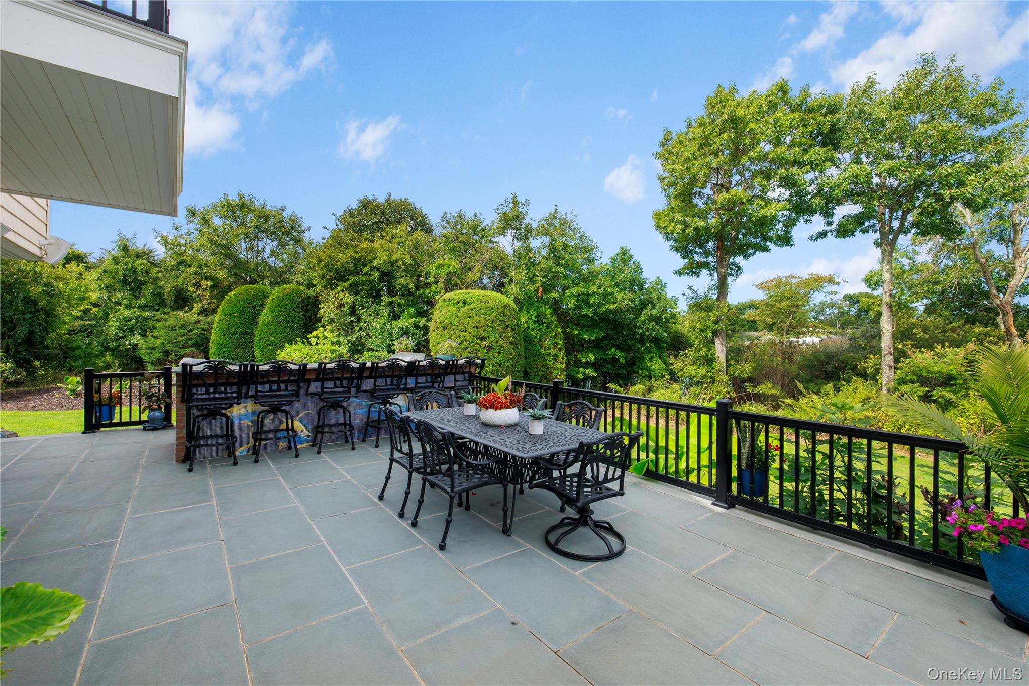 547 Shore Drive