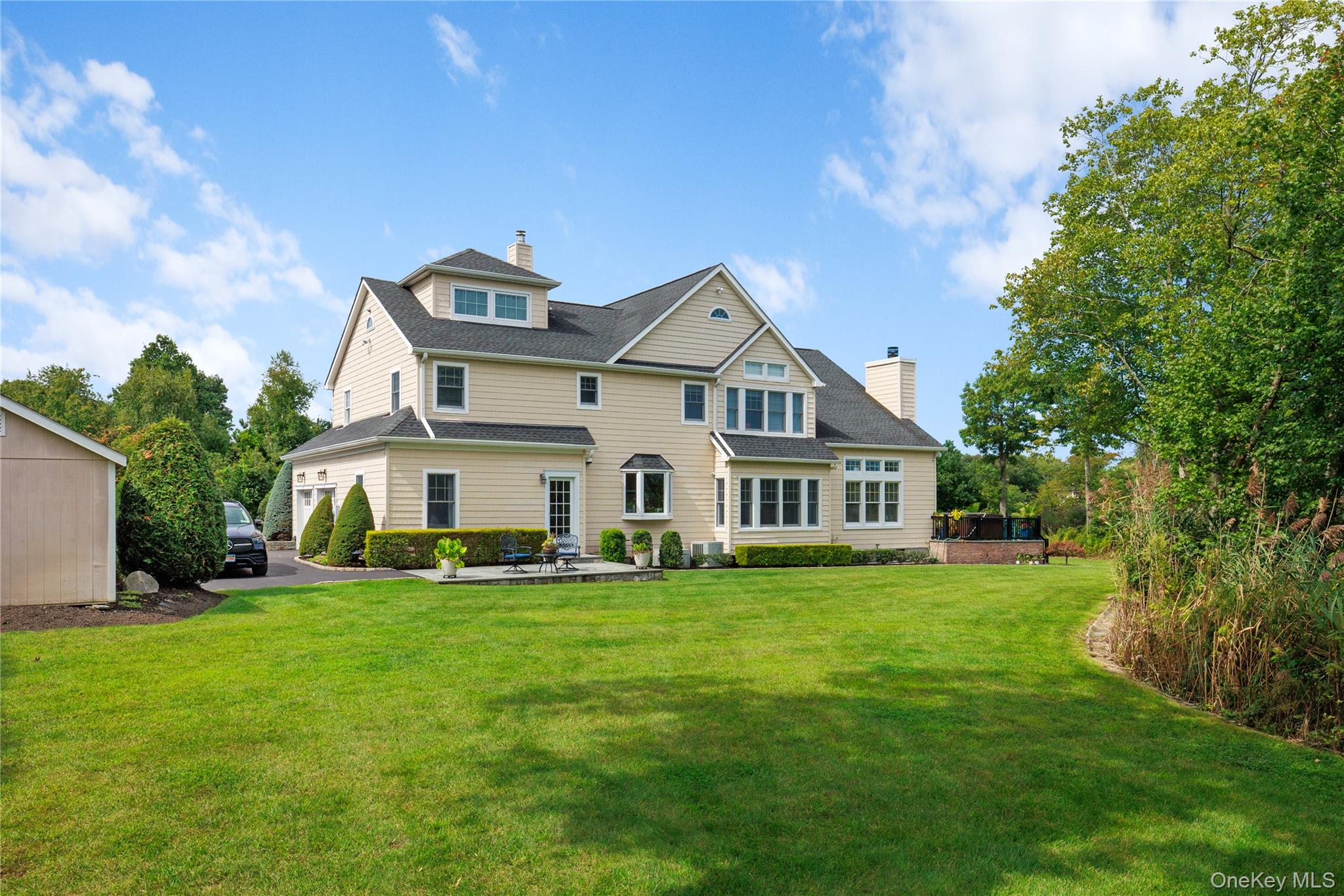 547 Shore Drive