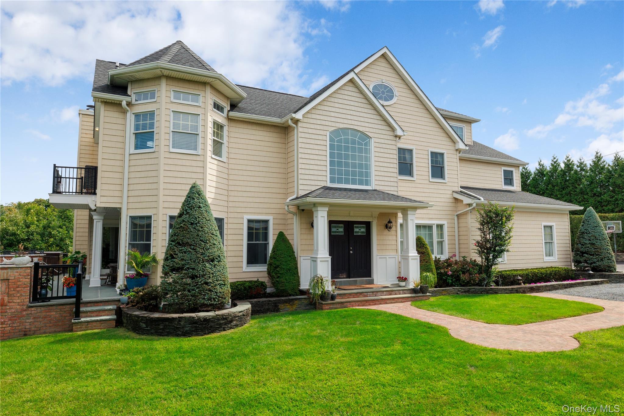 547 Shore Drive