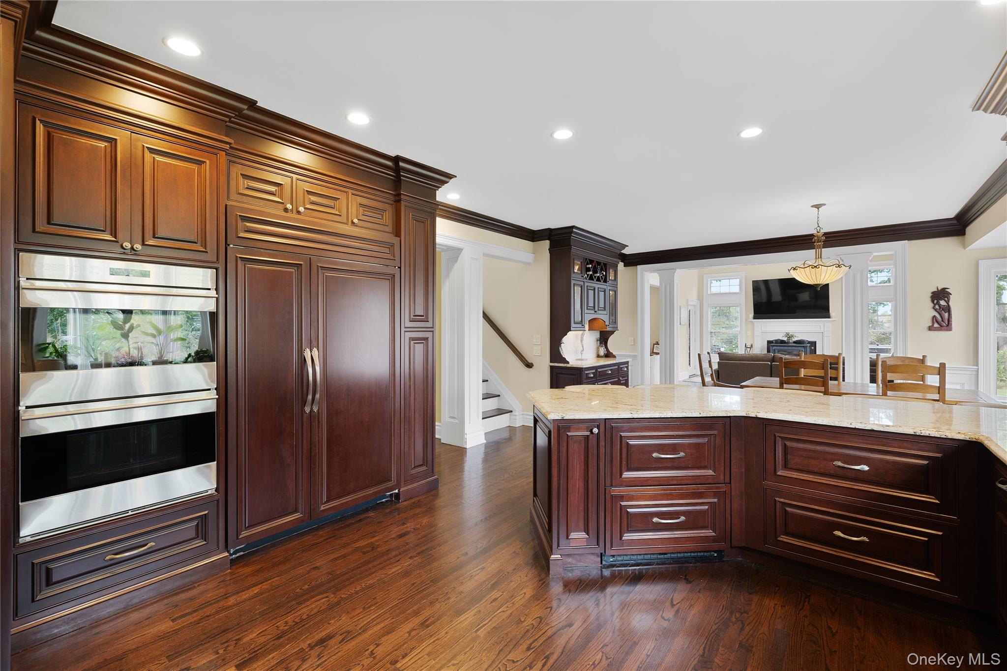 547 Shore Drive