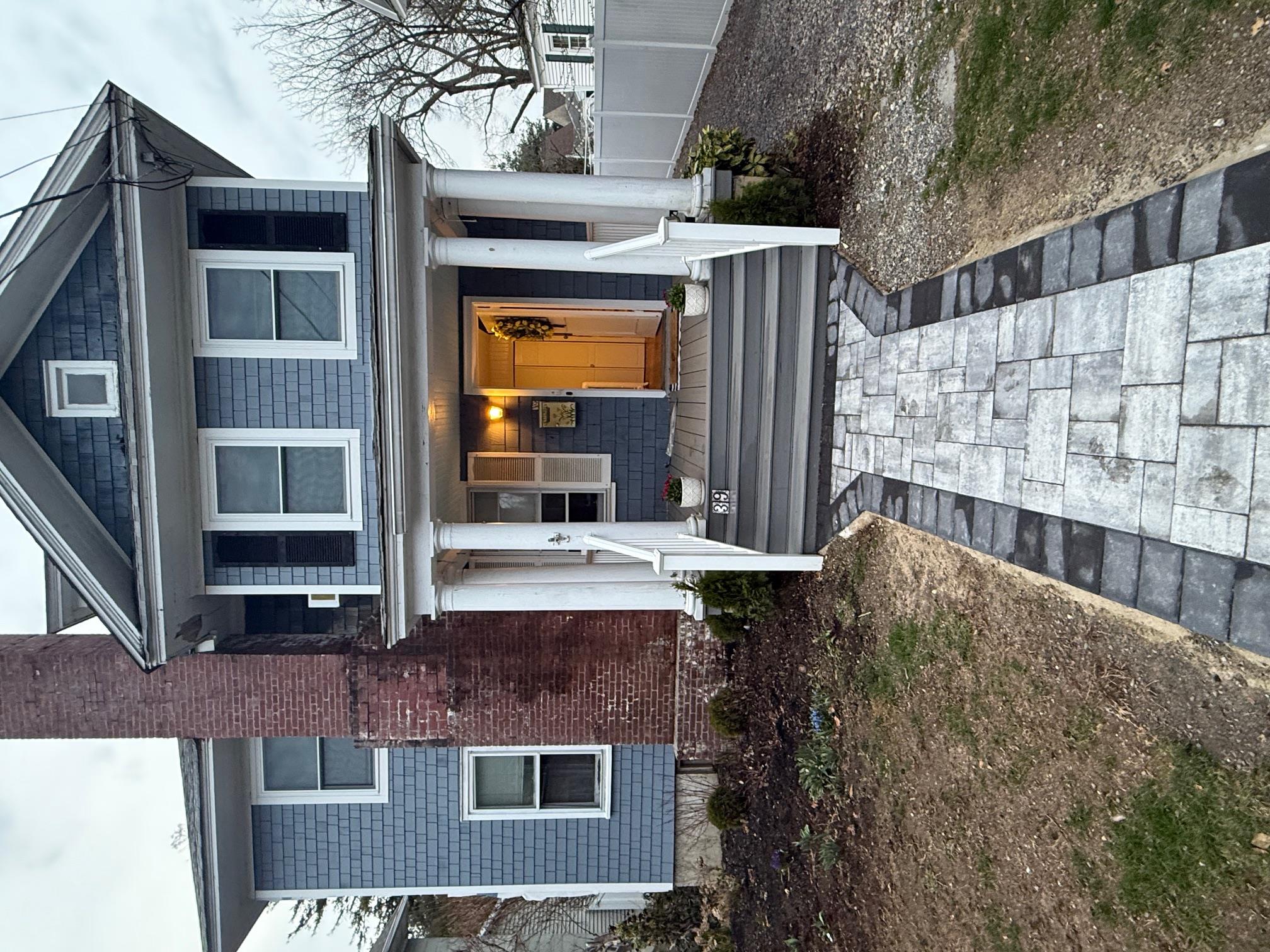 39 Paumanake Avenue Unit: 1
