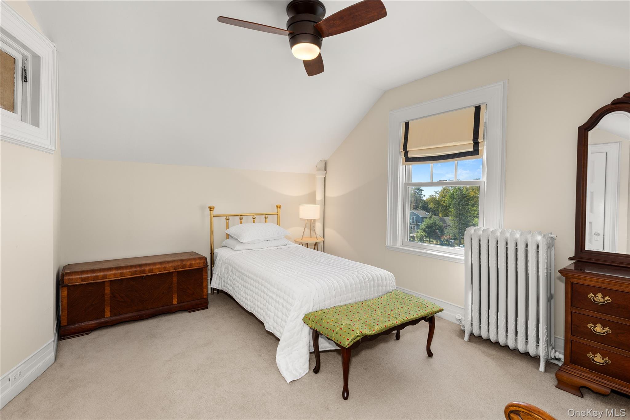 28 S Montgomery Avenue