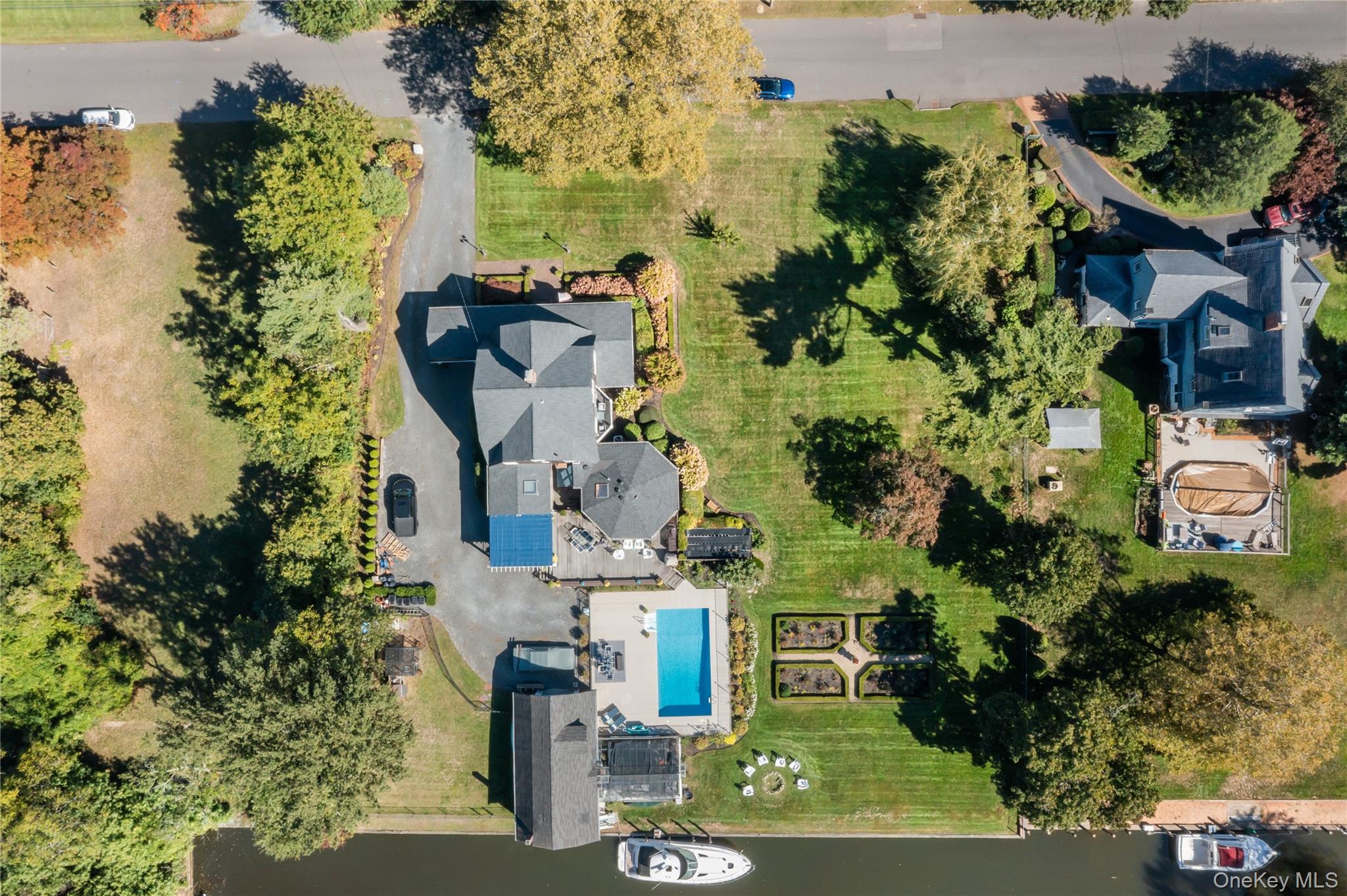 28 S Montgomery Avenue